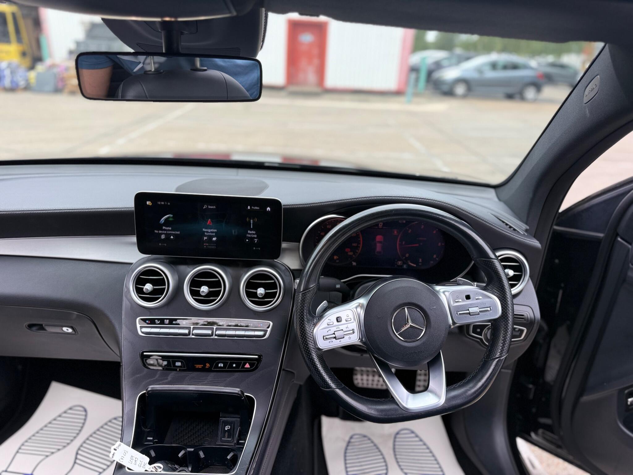 Mercedes-Benz GLC view 12