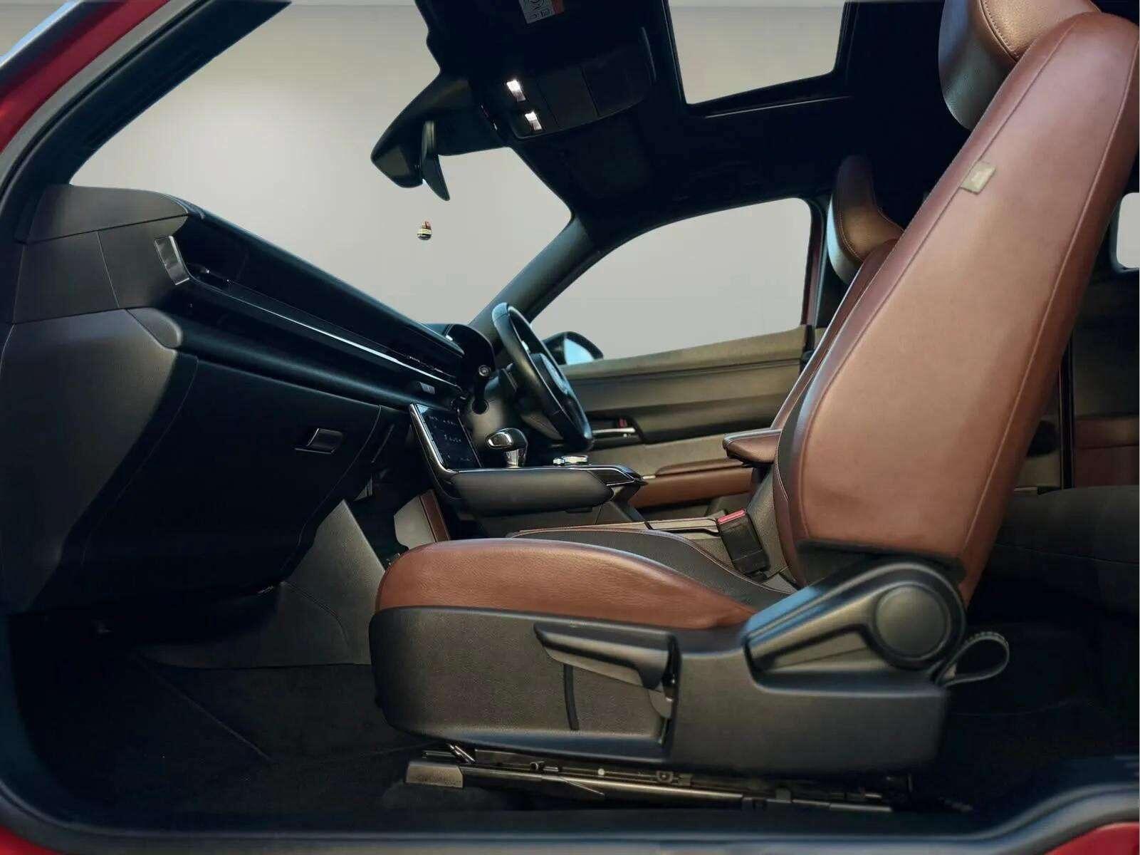 Mazda MX-30 view 58