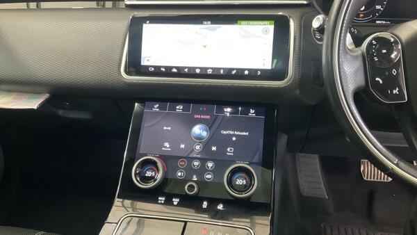 Land Rover Range Rover Velar view 13