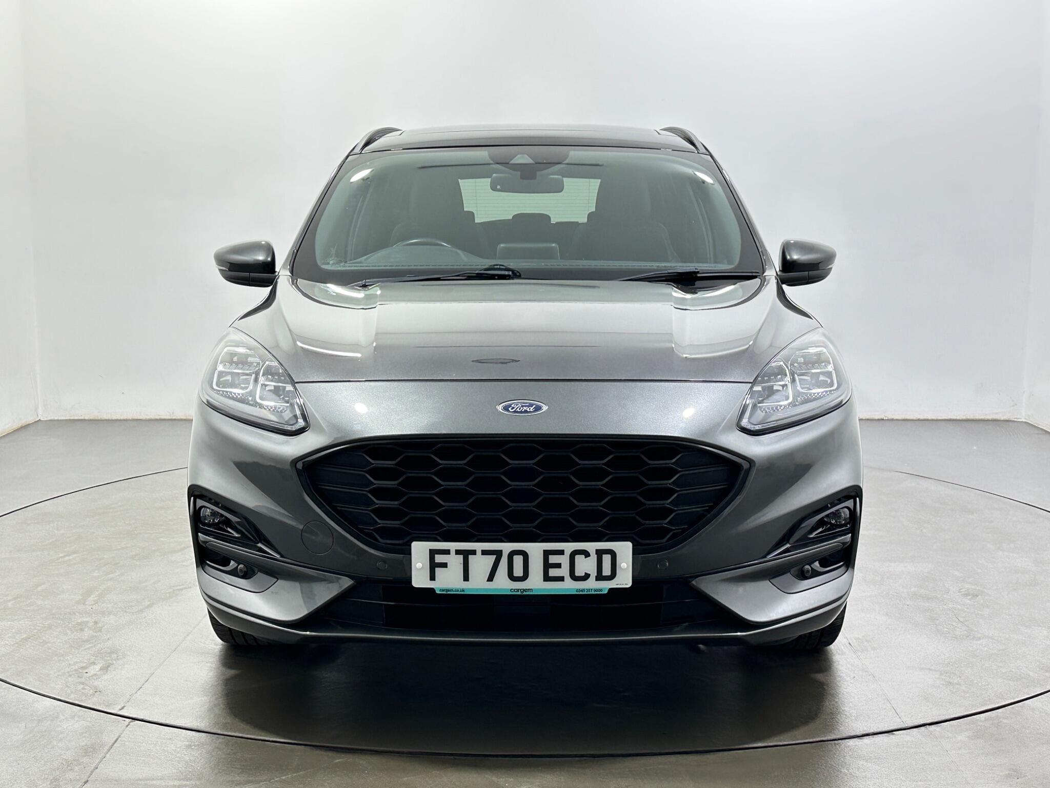 Ford Kuga view 3