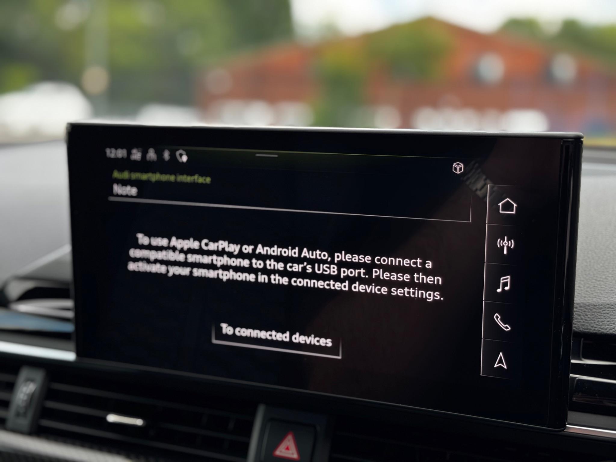 Audi RS4 view 35