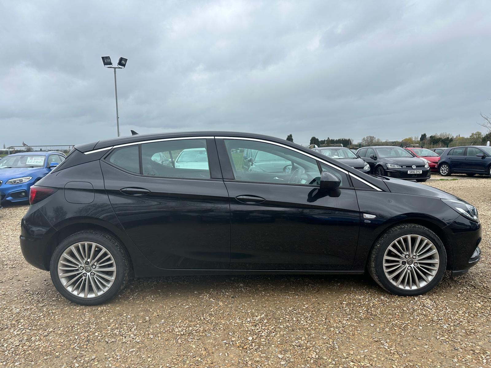Vauxhall Astra view 5