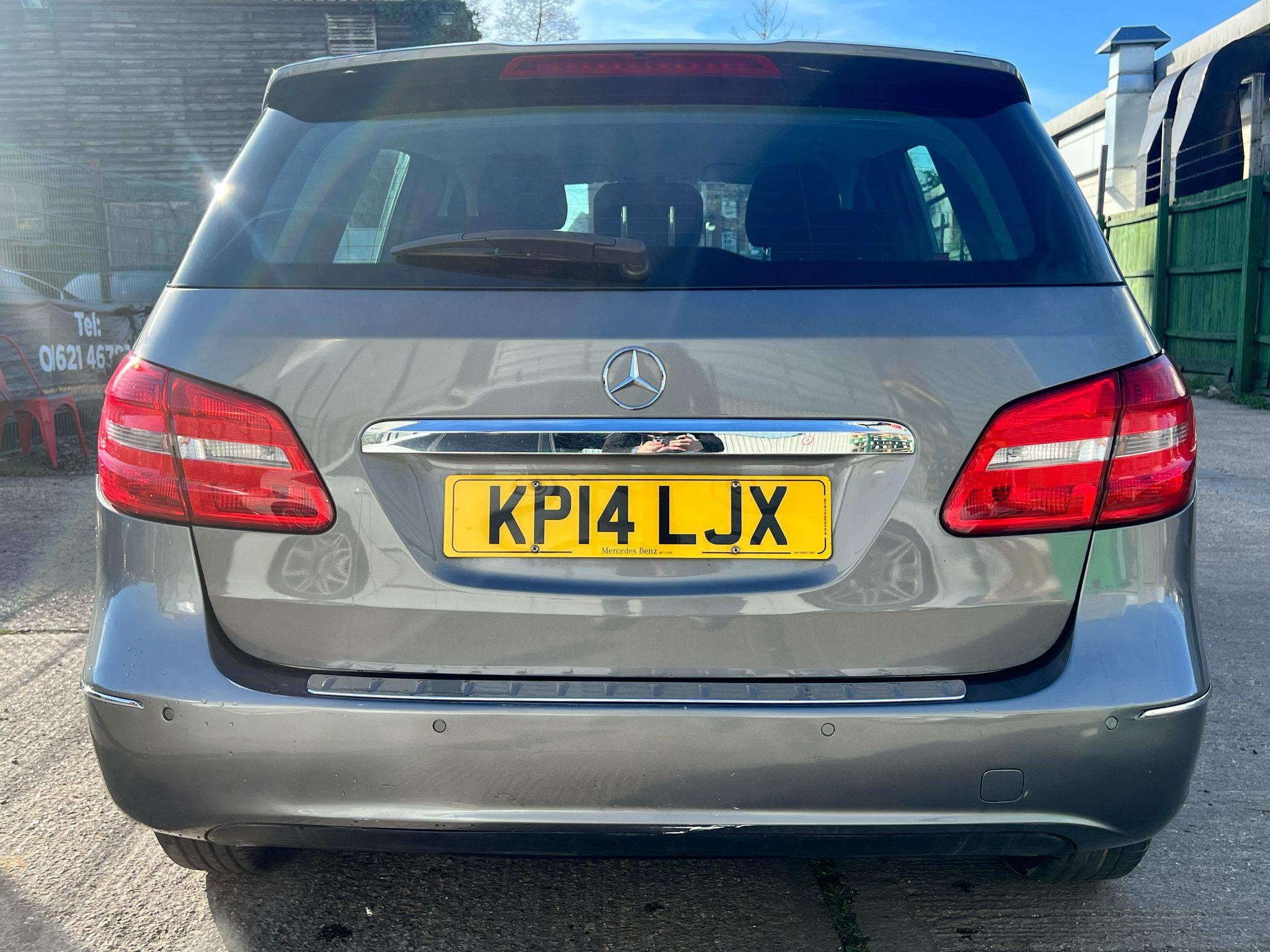 Mercedes-Benz B-Class view 7