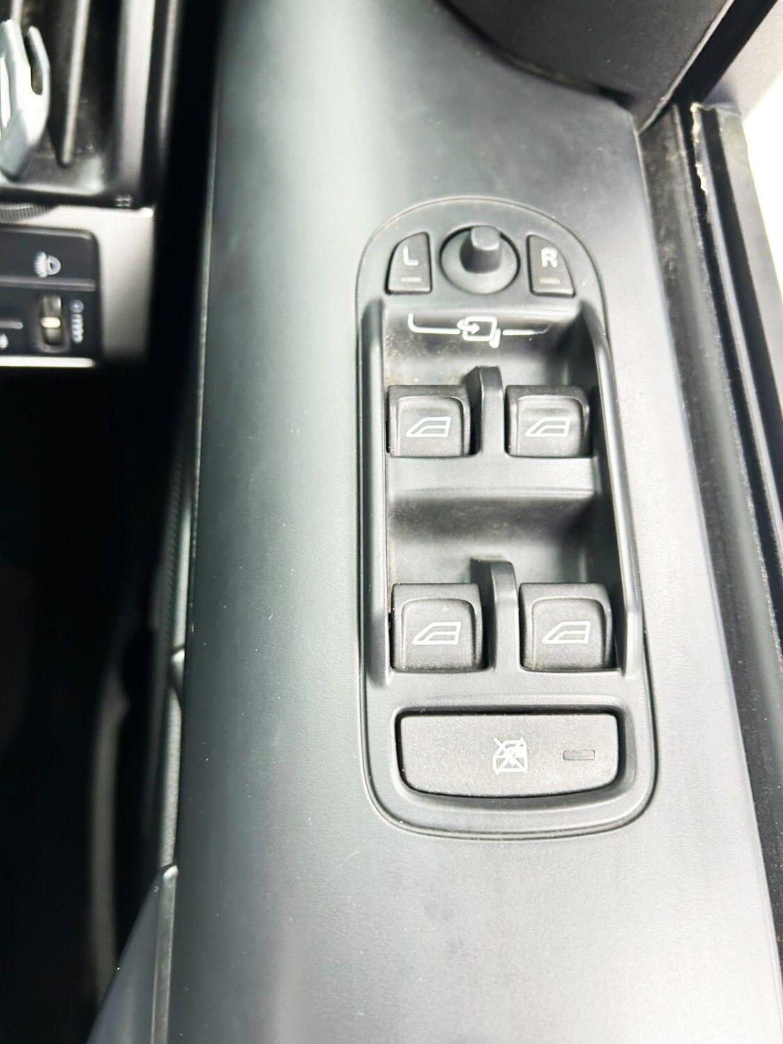 Land Rover Freelander view 20