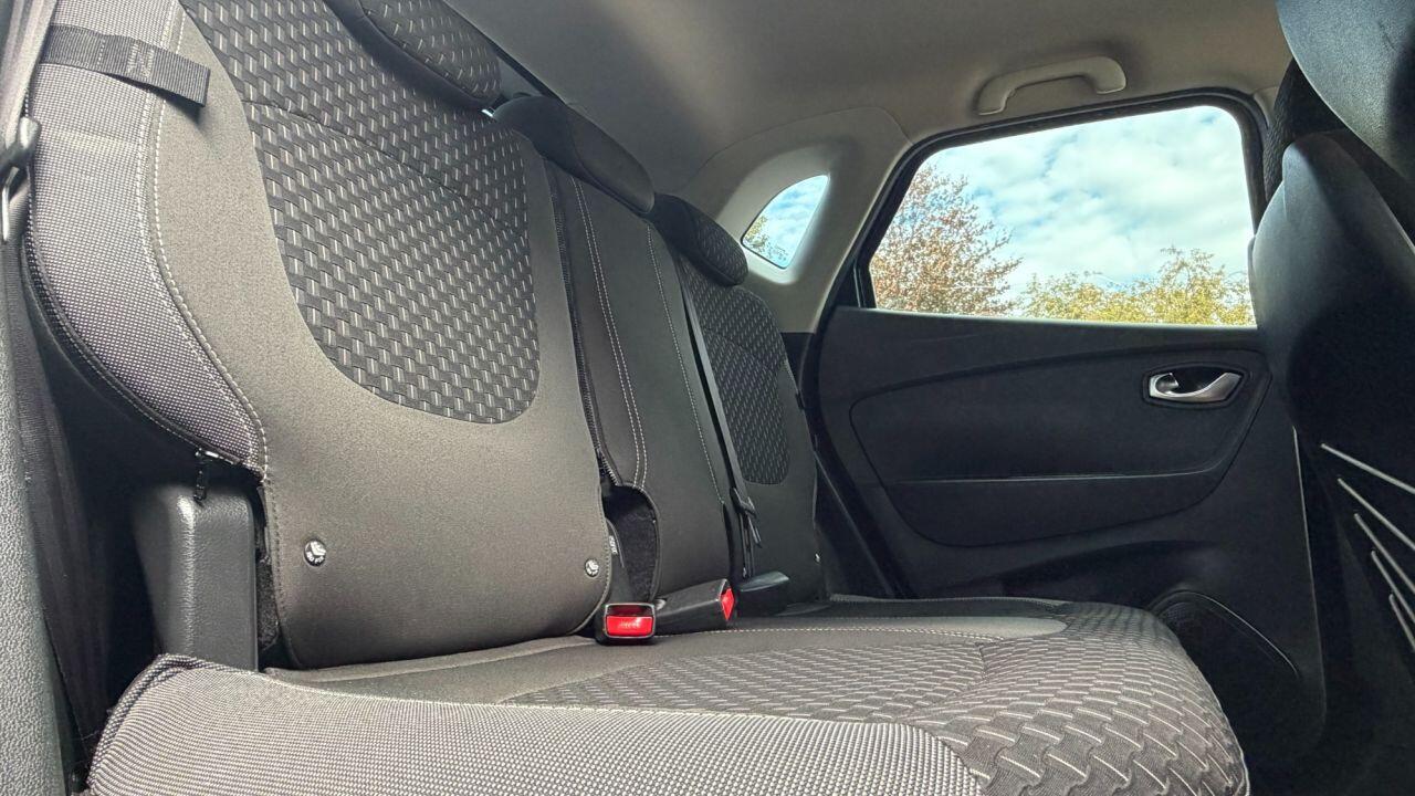 Renault Captur view 12