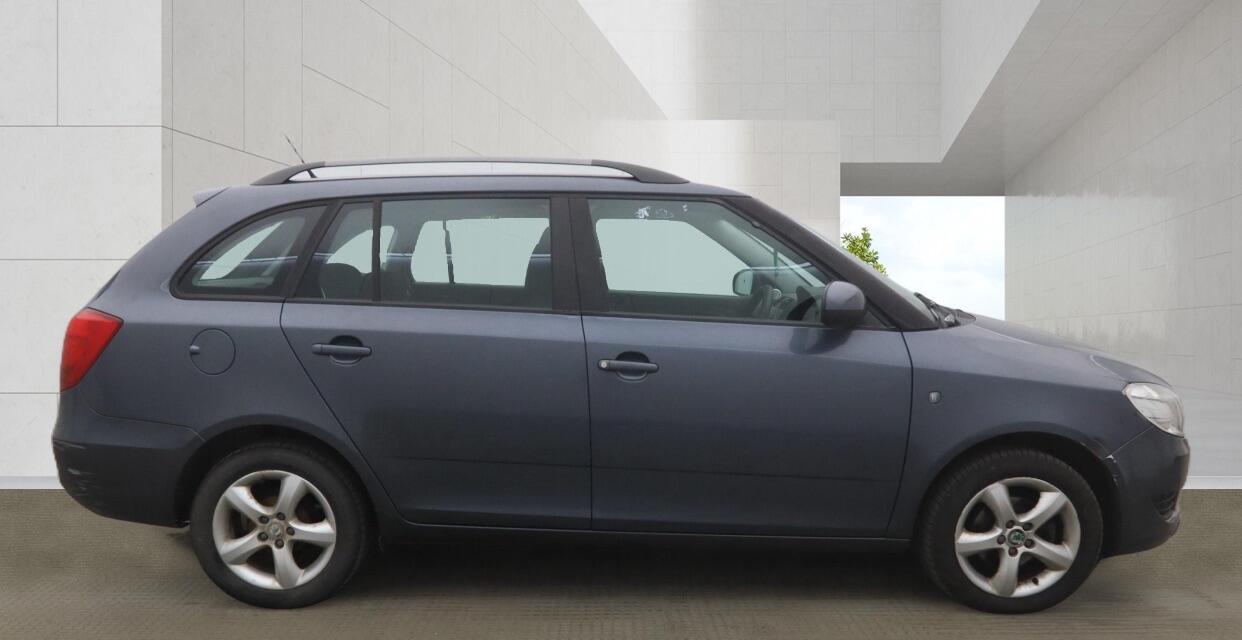 Skoda Fabia view 3