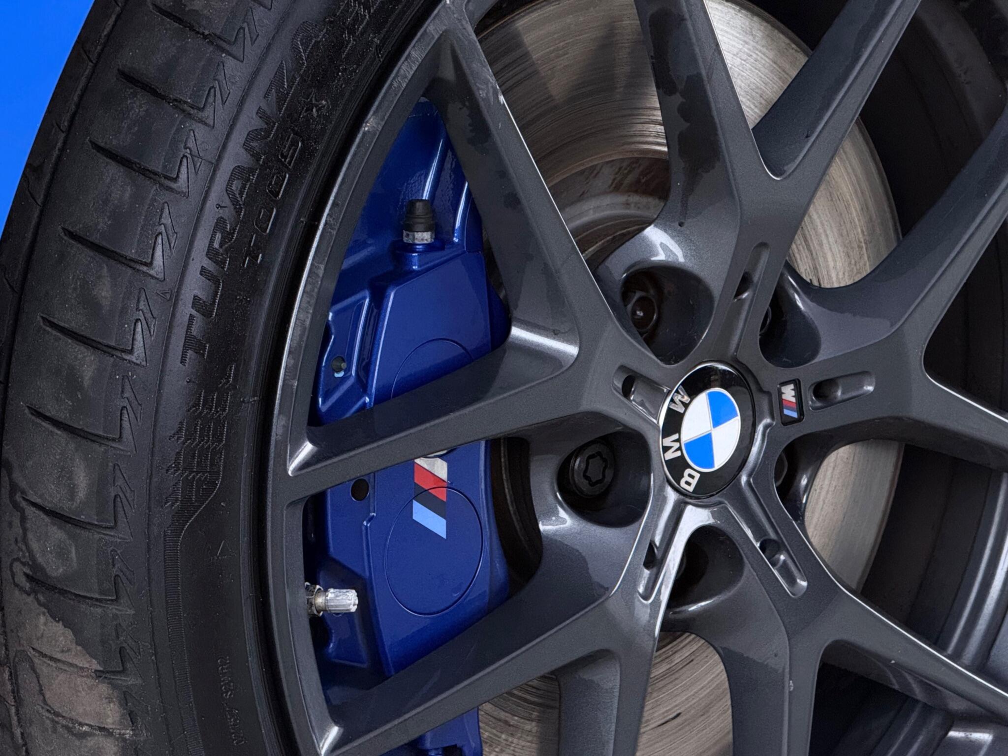 BMW 2 Series view 10