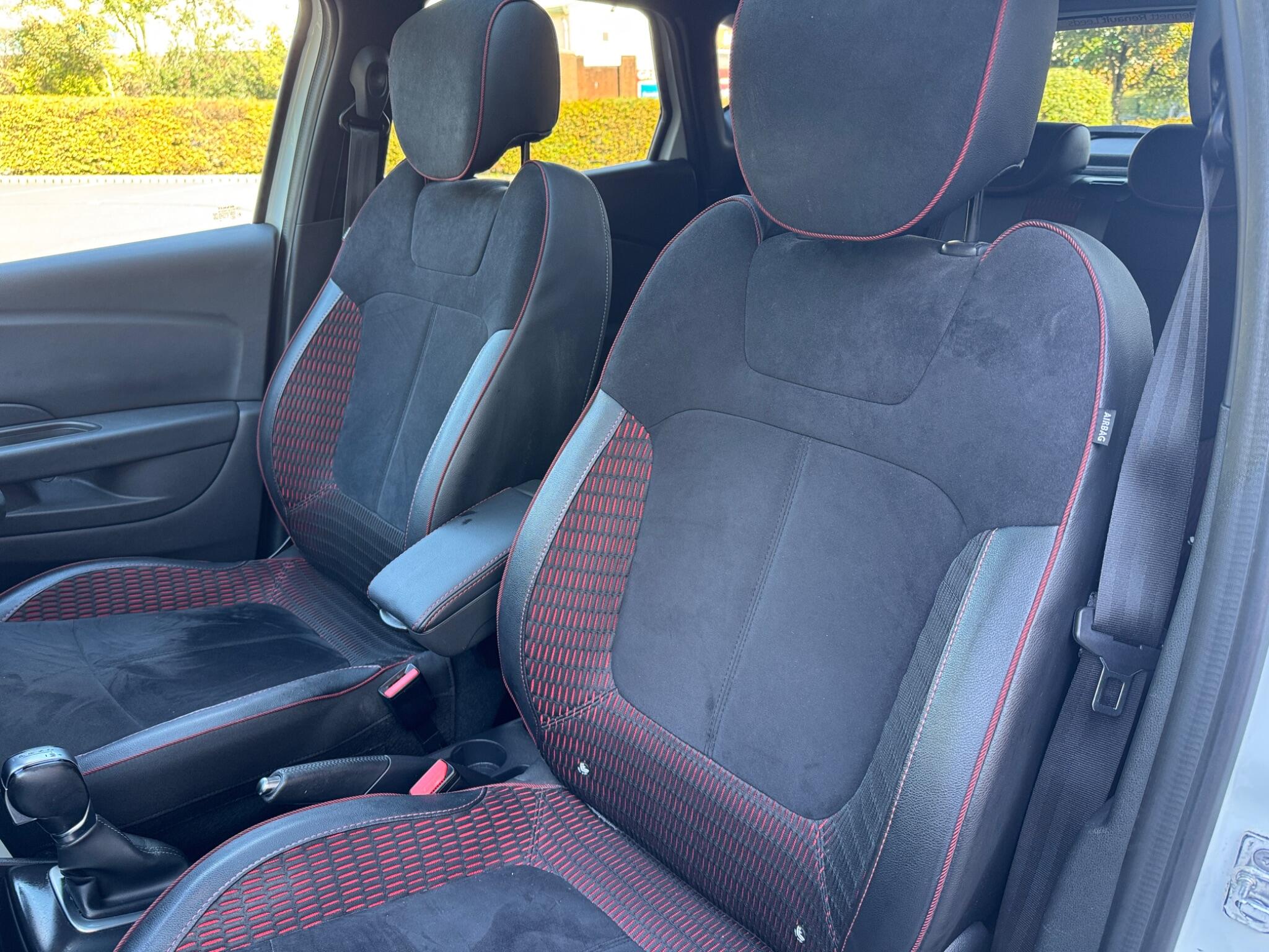 Renault Captur view 46