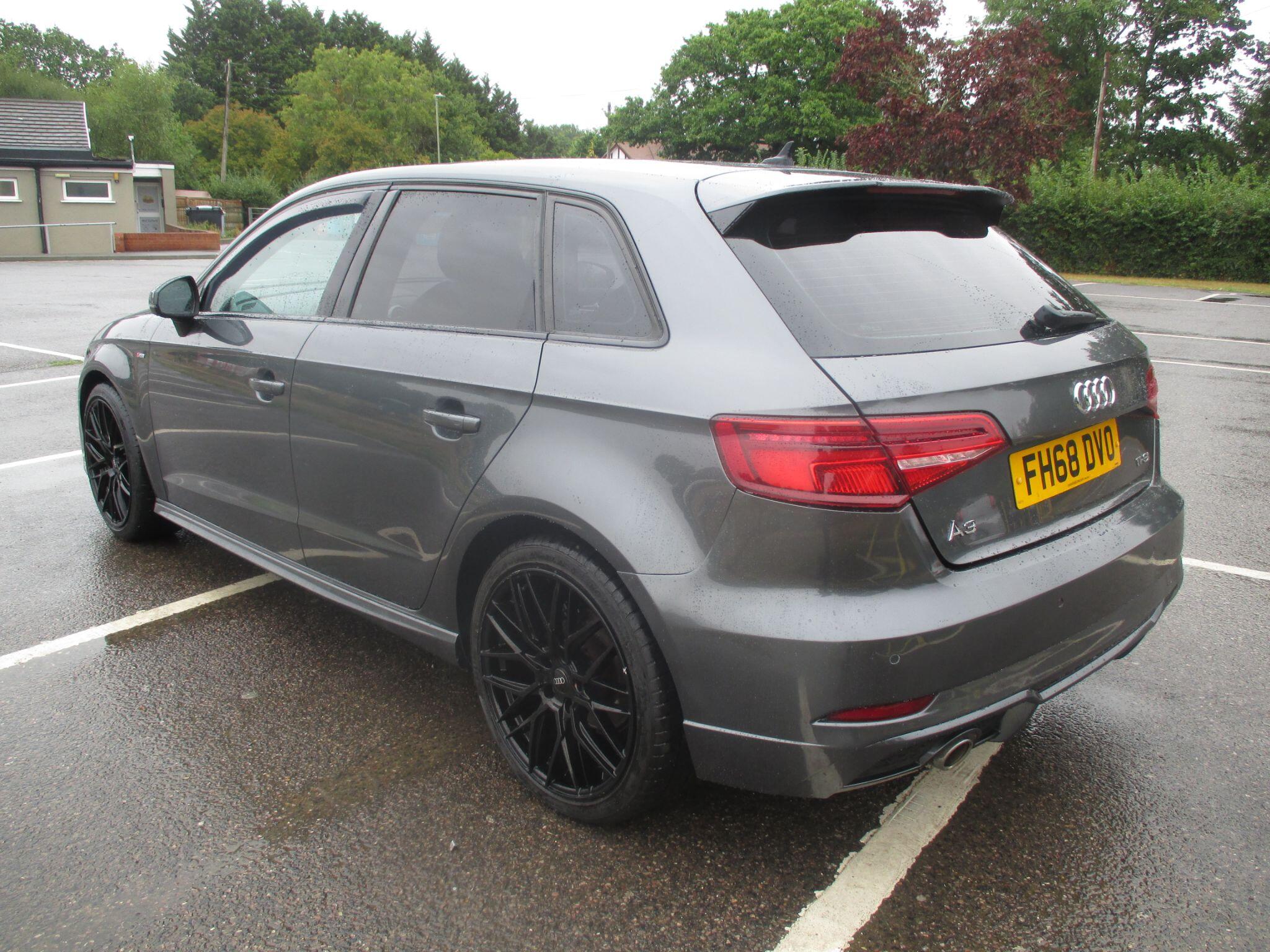 Audi A3 view 14