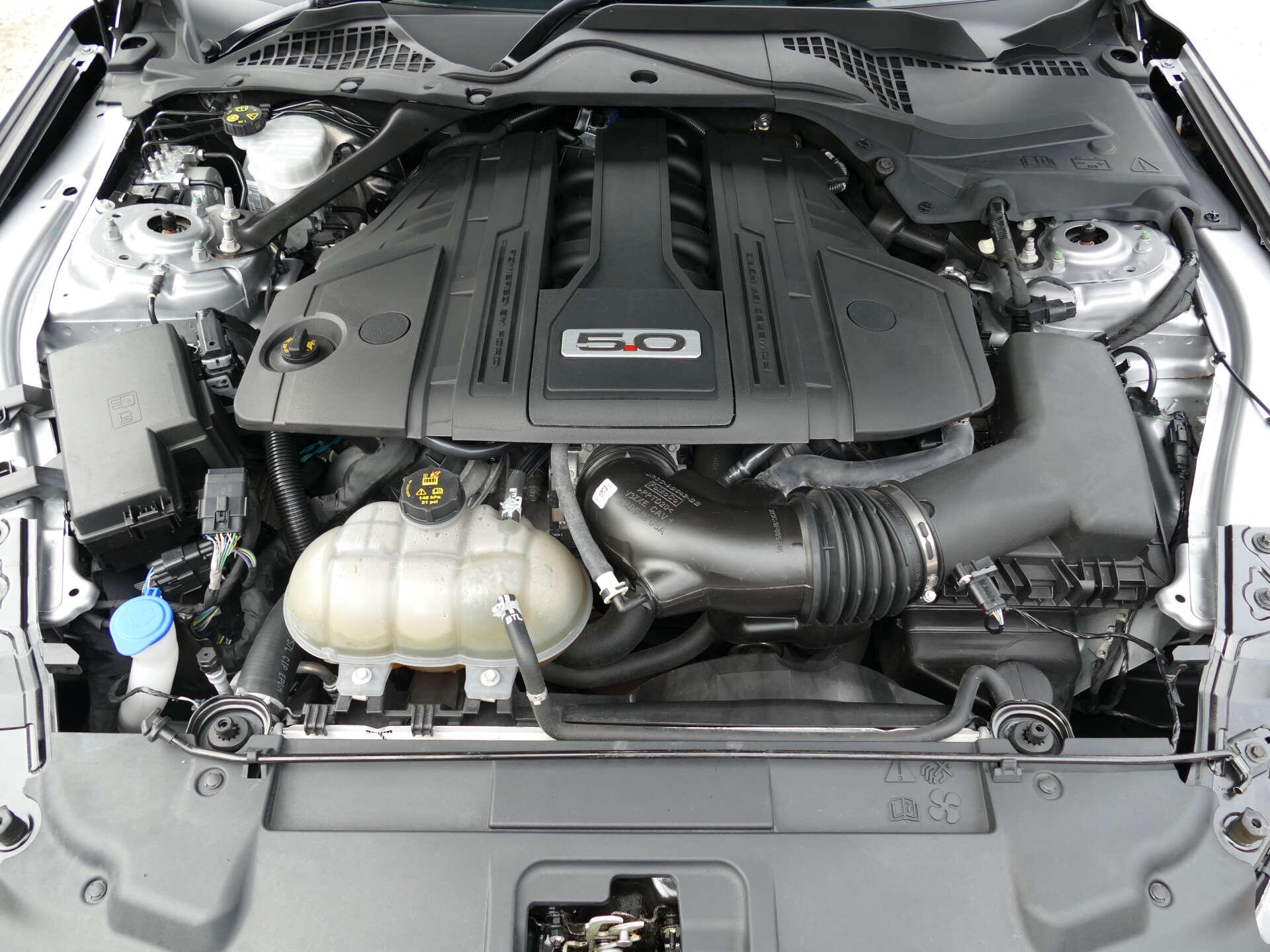 Ford Mustang view 57