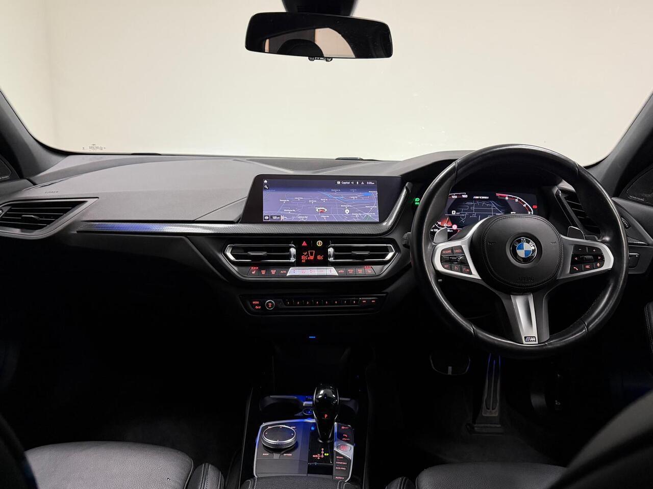 BMW 1 Series view 19
