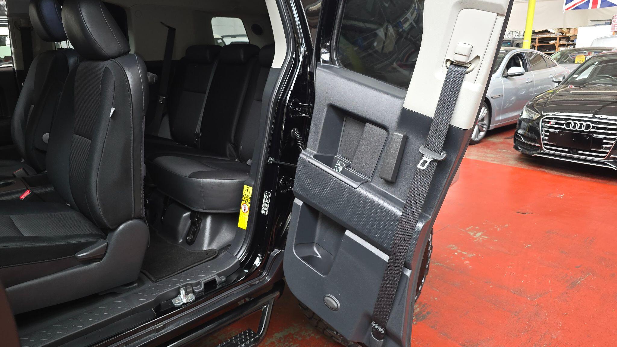 Toyota FJ Cruiser view 27