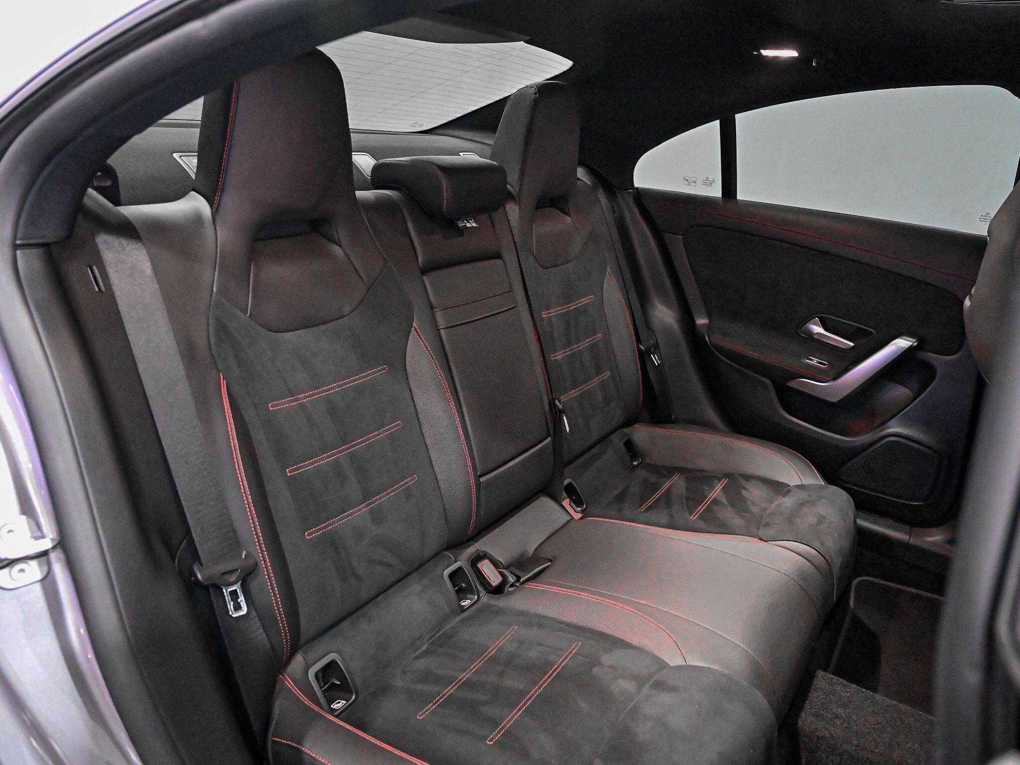 Mercedes-Benz Cla view 28