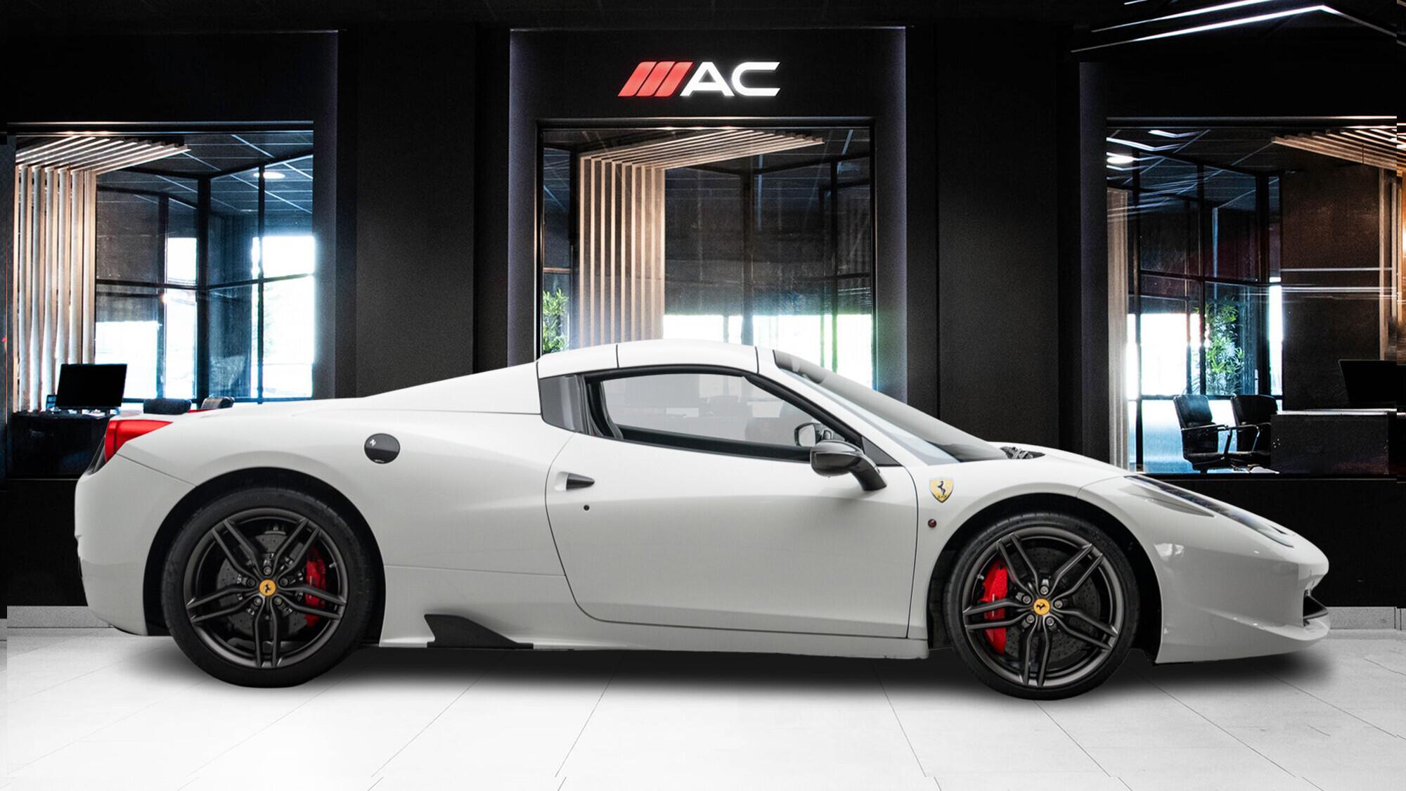 Ferrari 458 view 3
