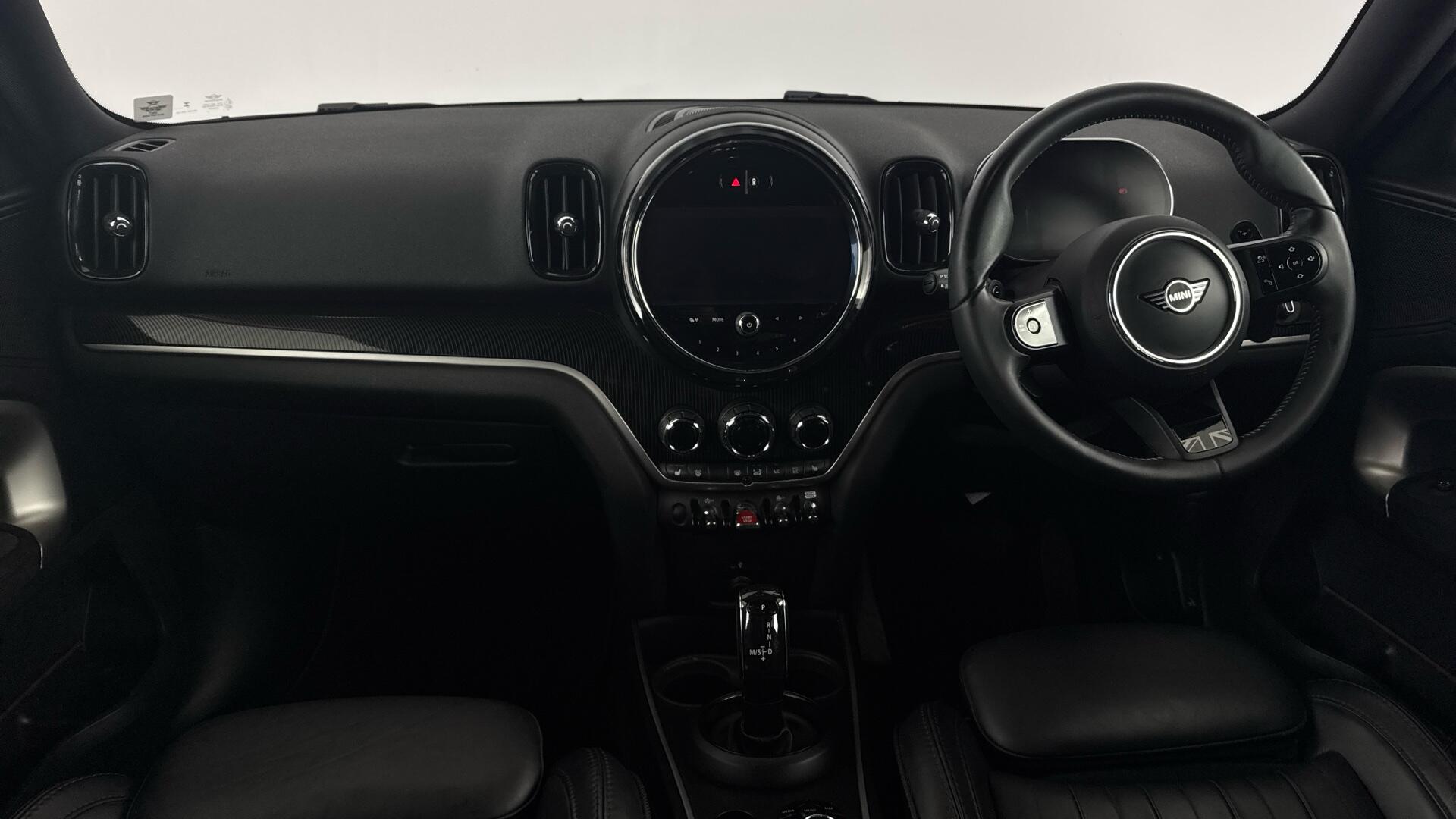 MINI Countryman view 11