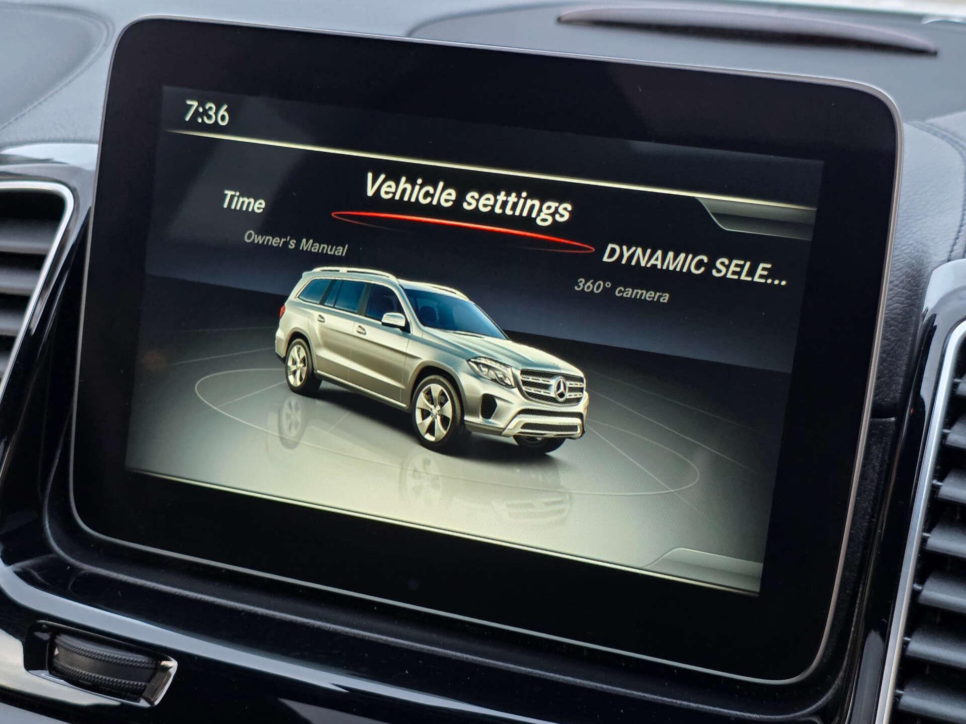 Mercedes-Benz GLS view 30