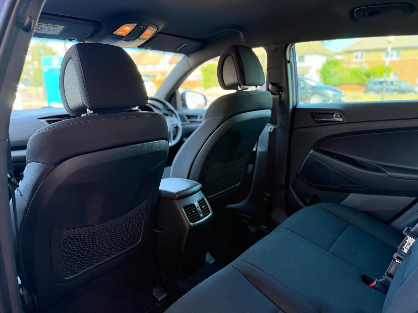Hyundai Tucson view 30