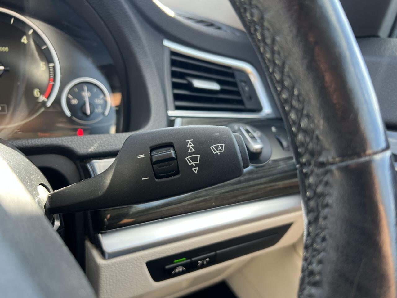 BMW 5 Series view 54