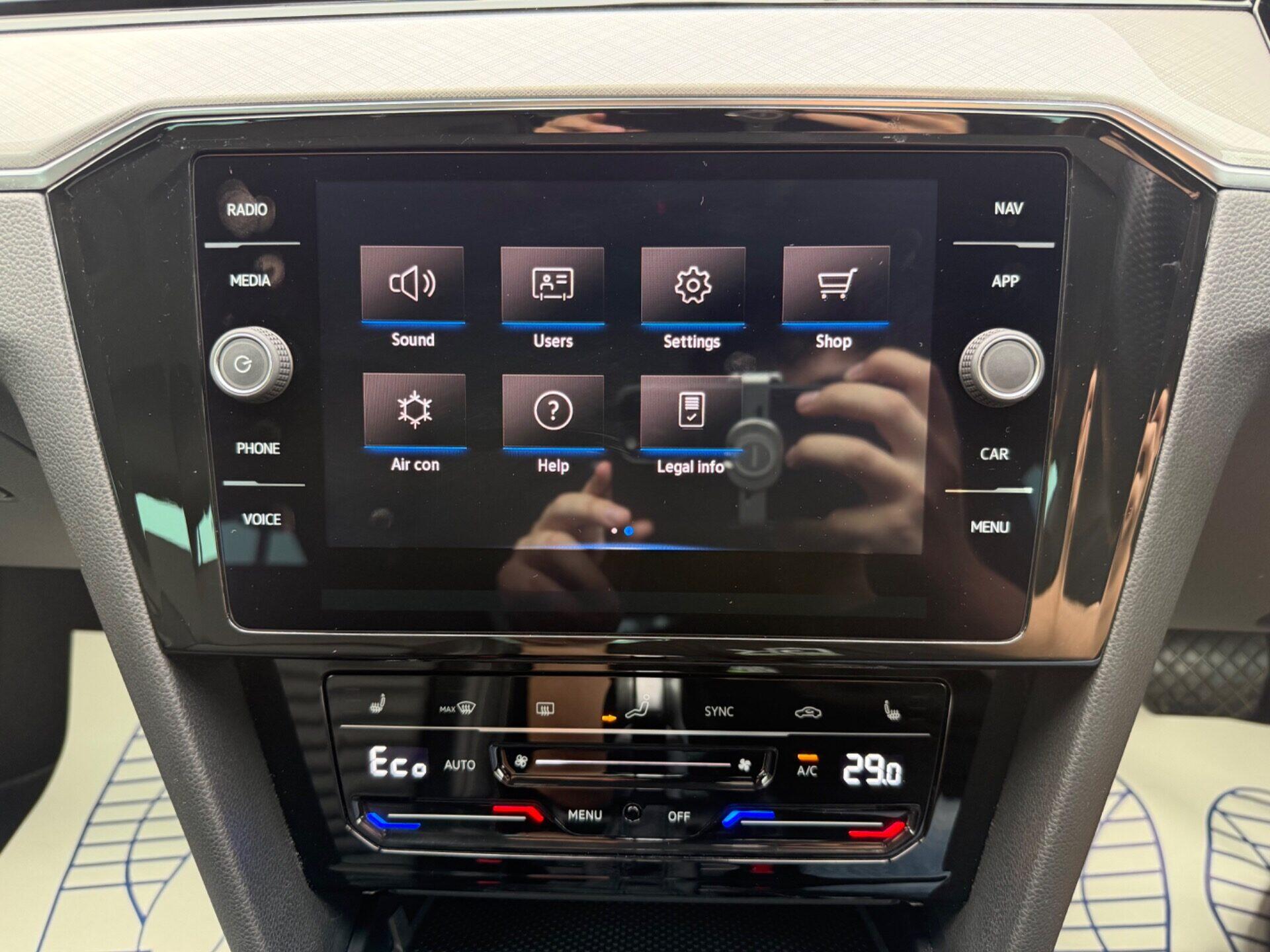 Volkswagen Passat view 53