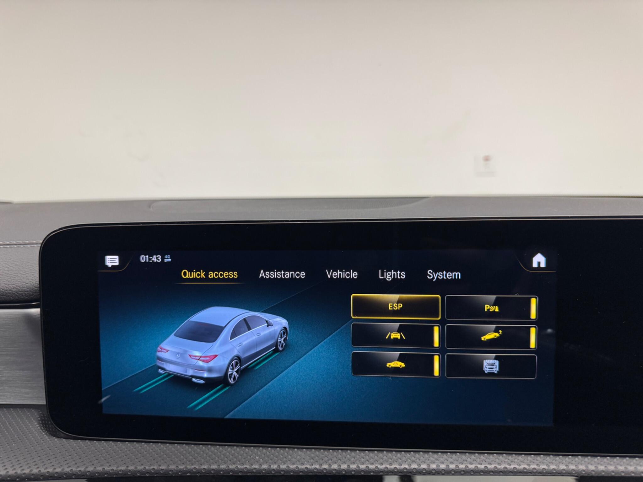 Mercedes-Benz Cla view 20