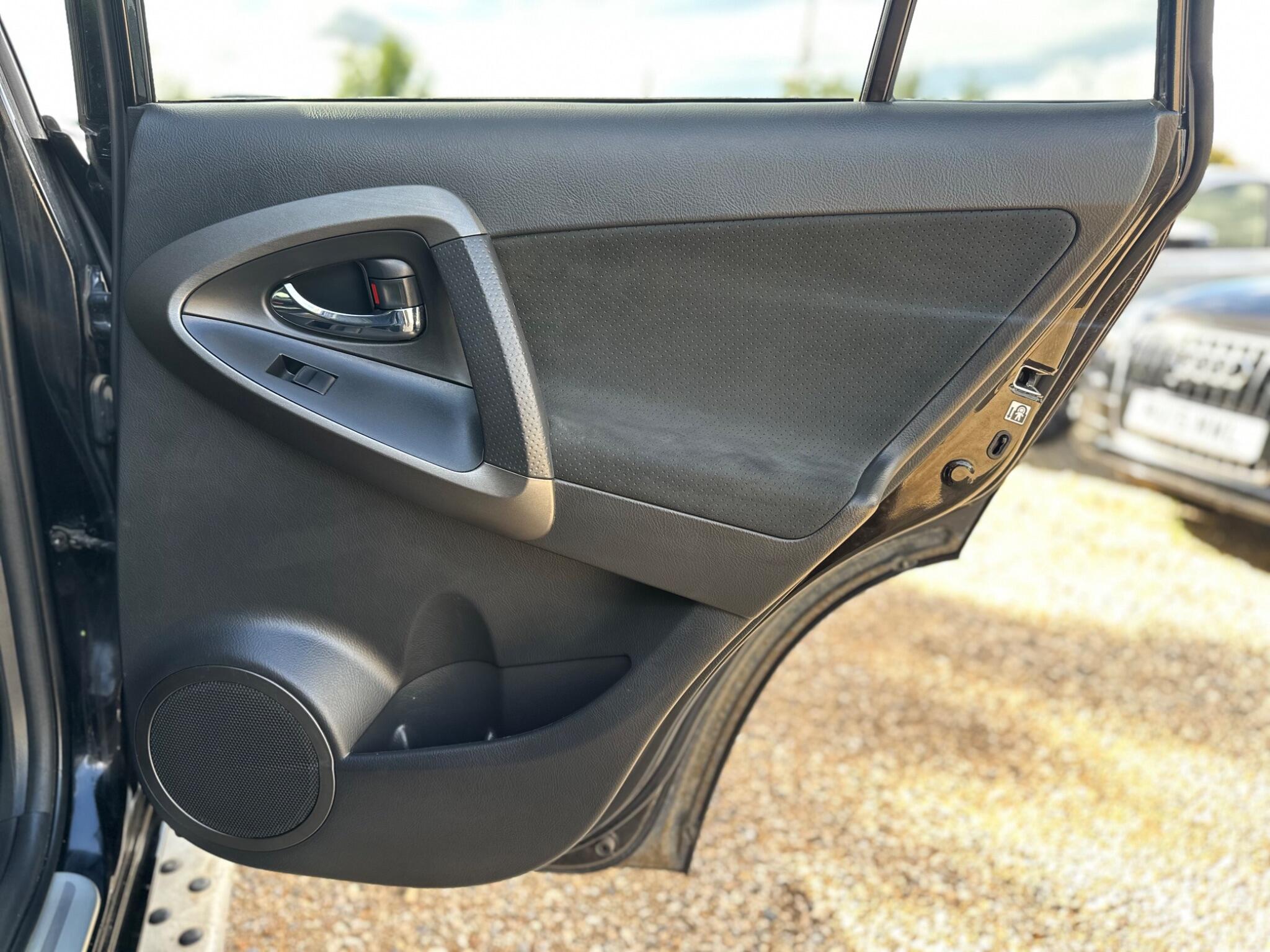 Toyota Rav4 view 57