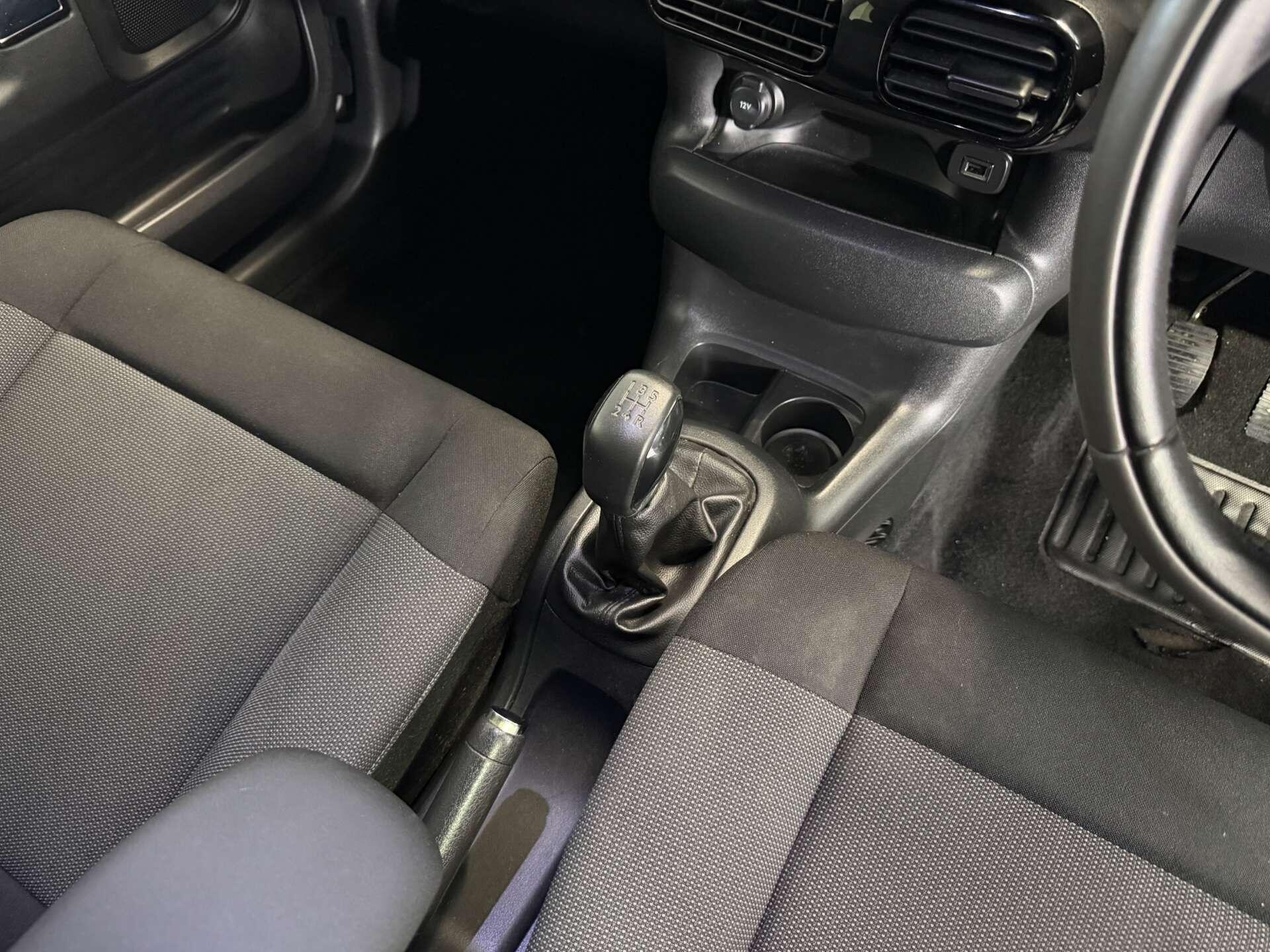 Citroen C4 Cactus view 15