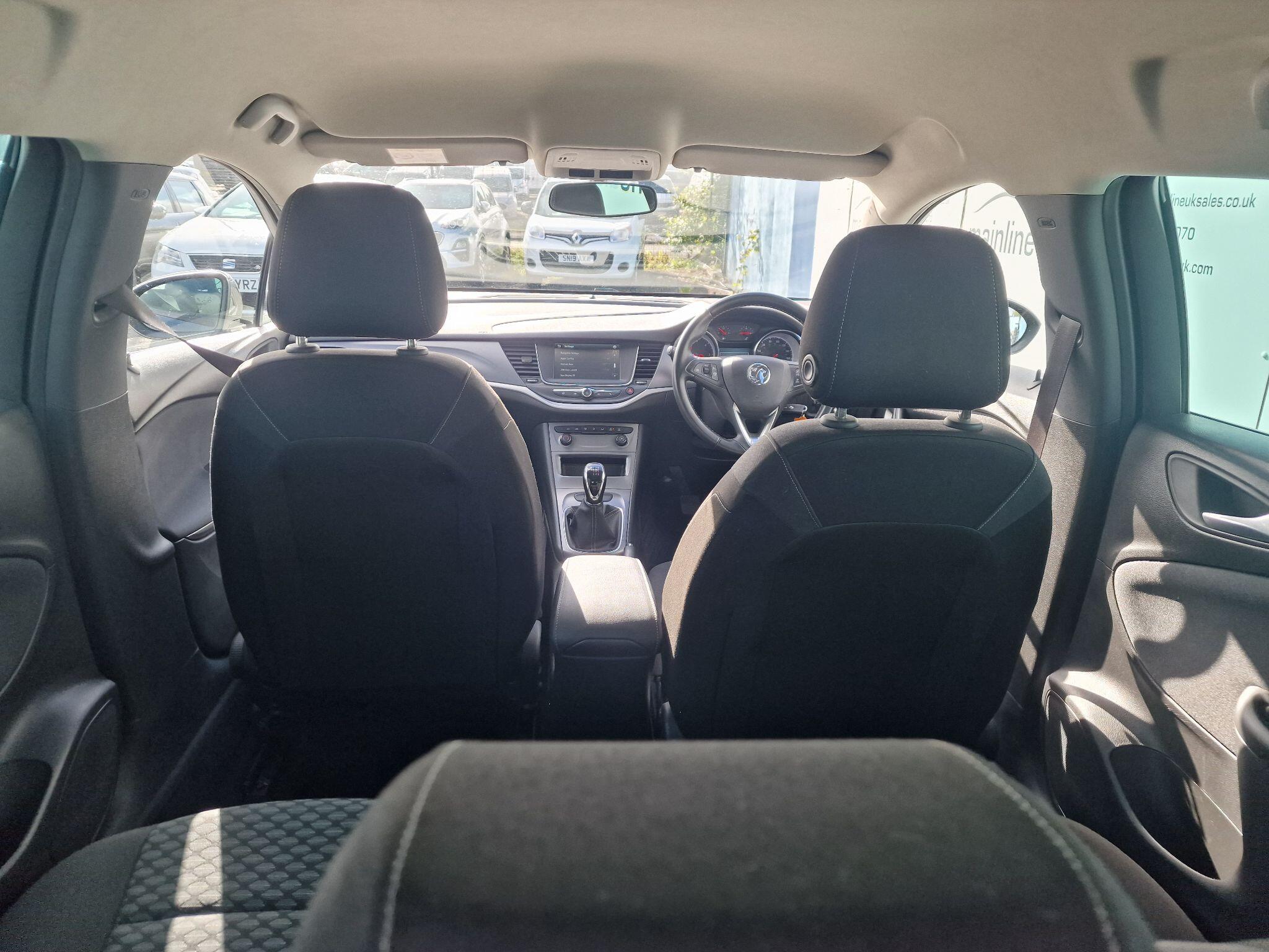 Vauxhall Astra view 57