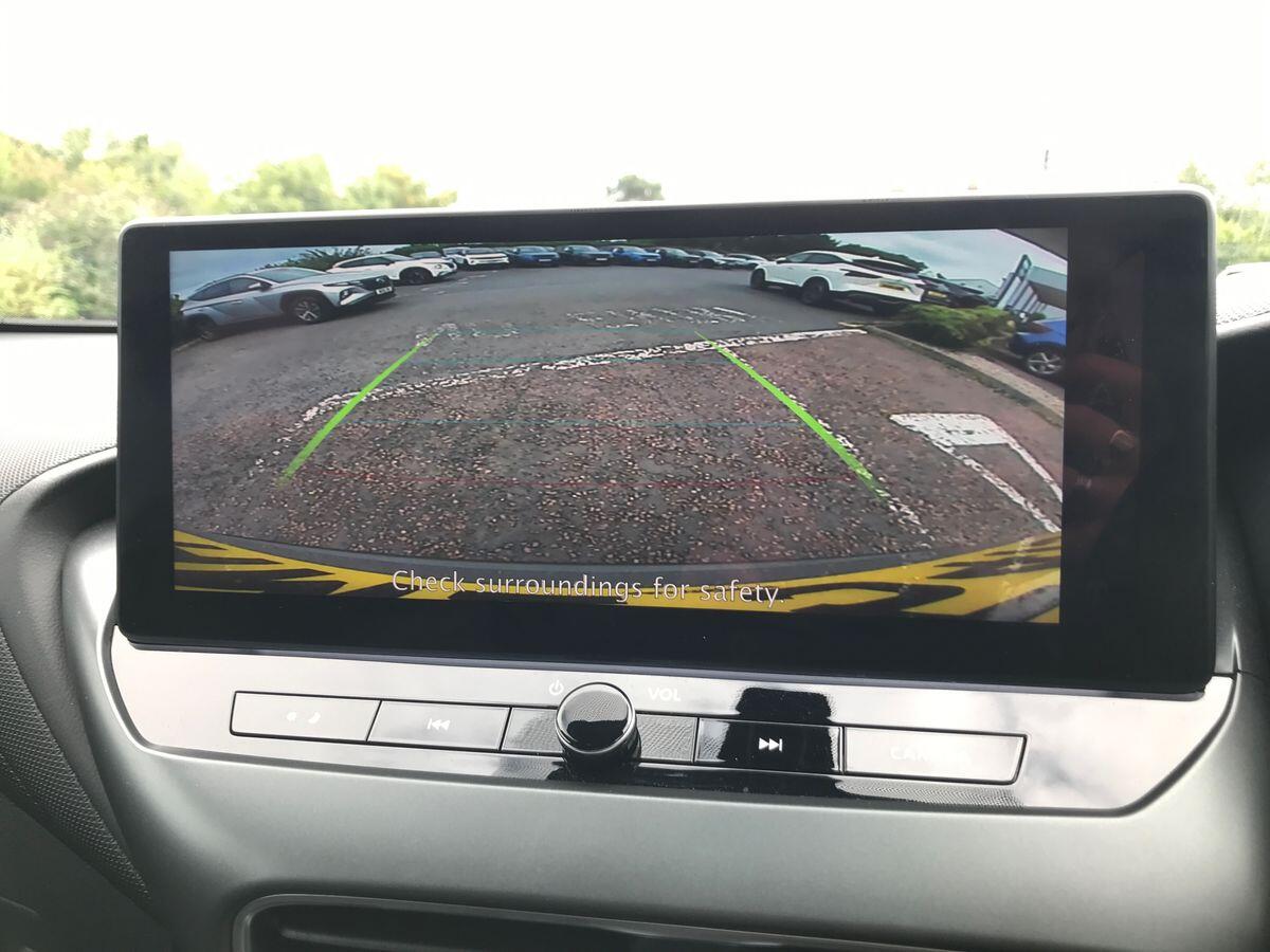 Nissan Juke view 20