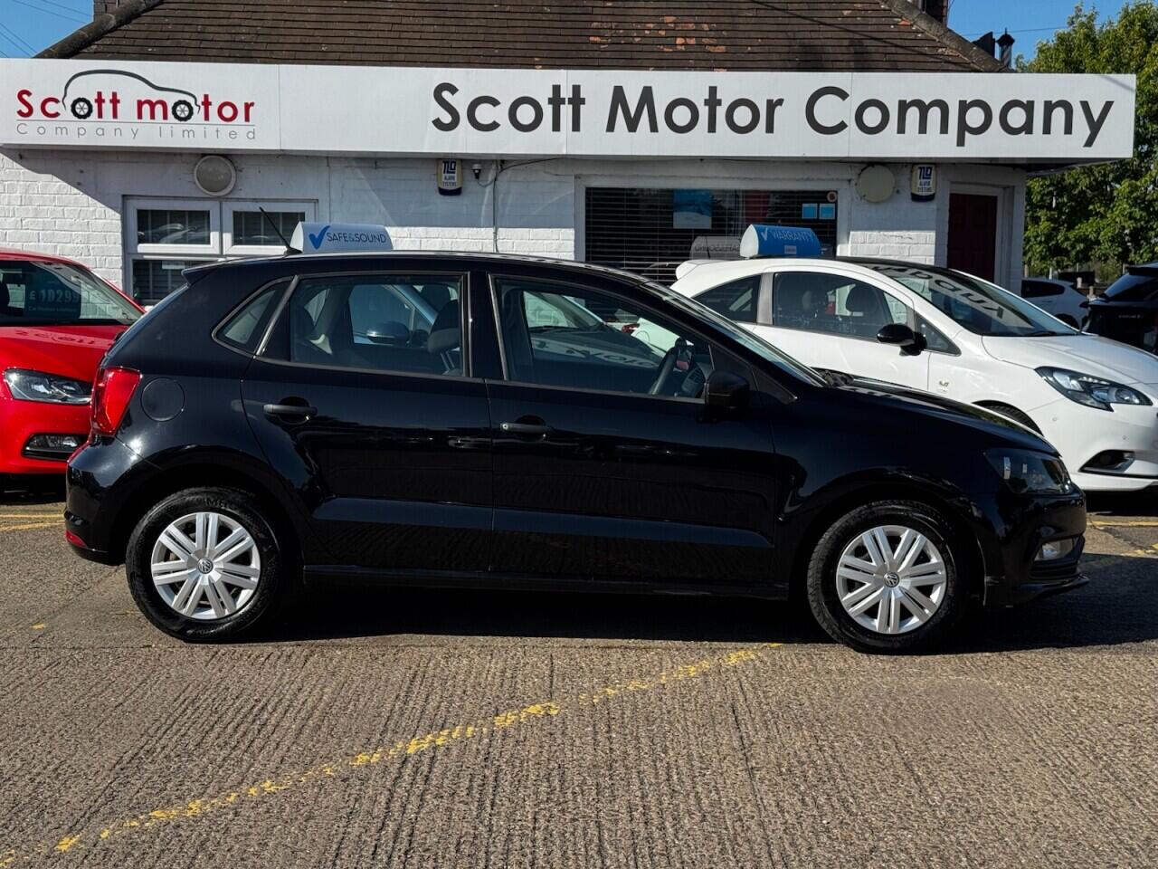 Volkswagen Polo view 10