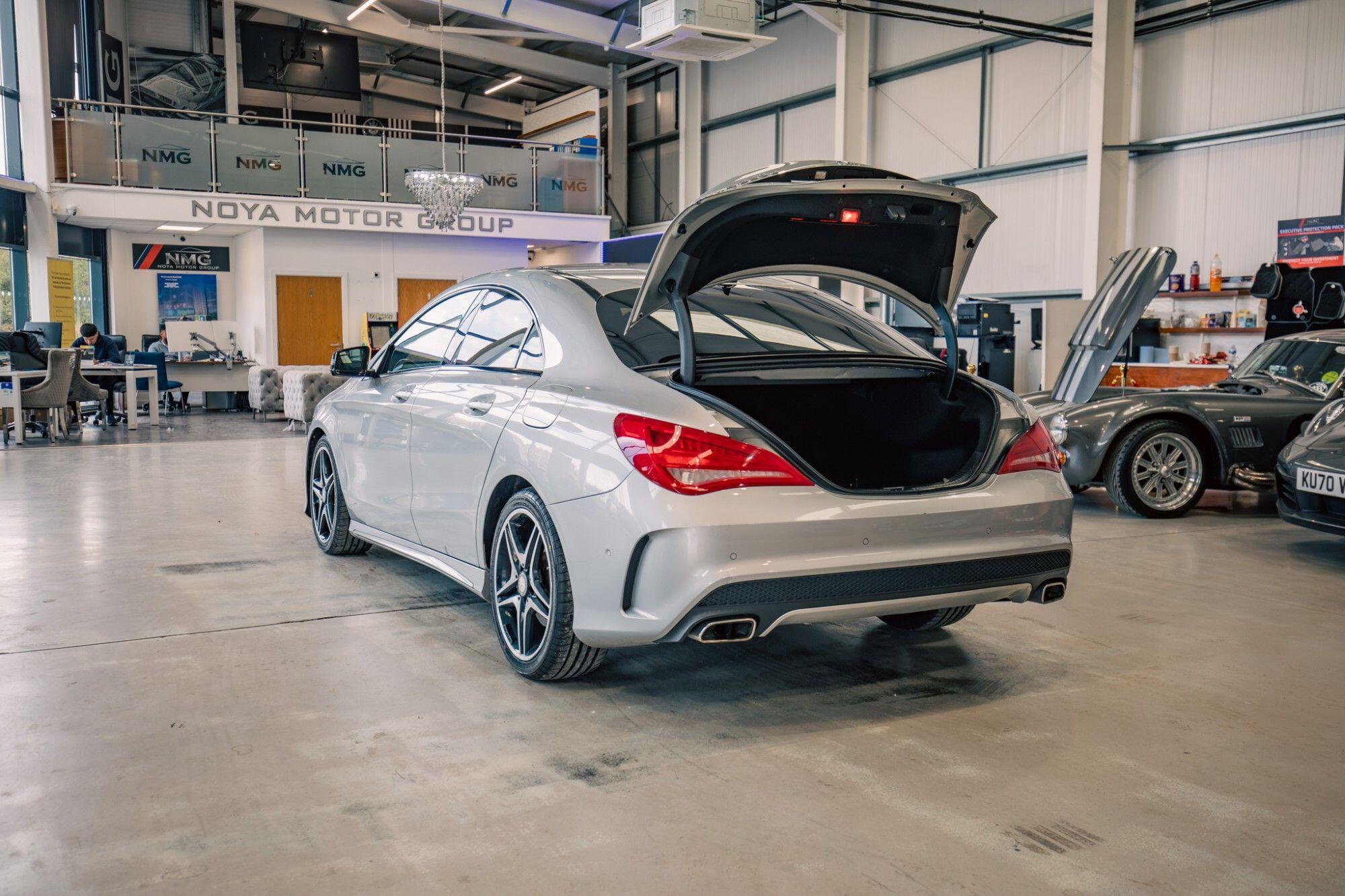 Mercedes-Benz Cla view 29