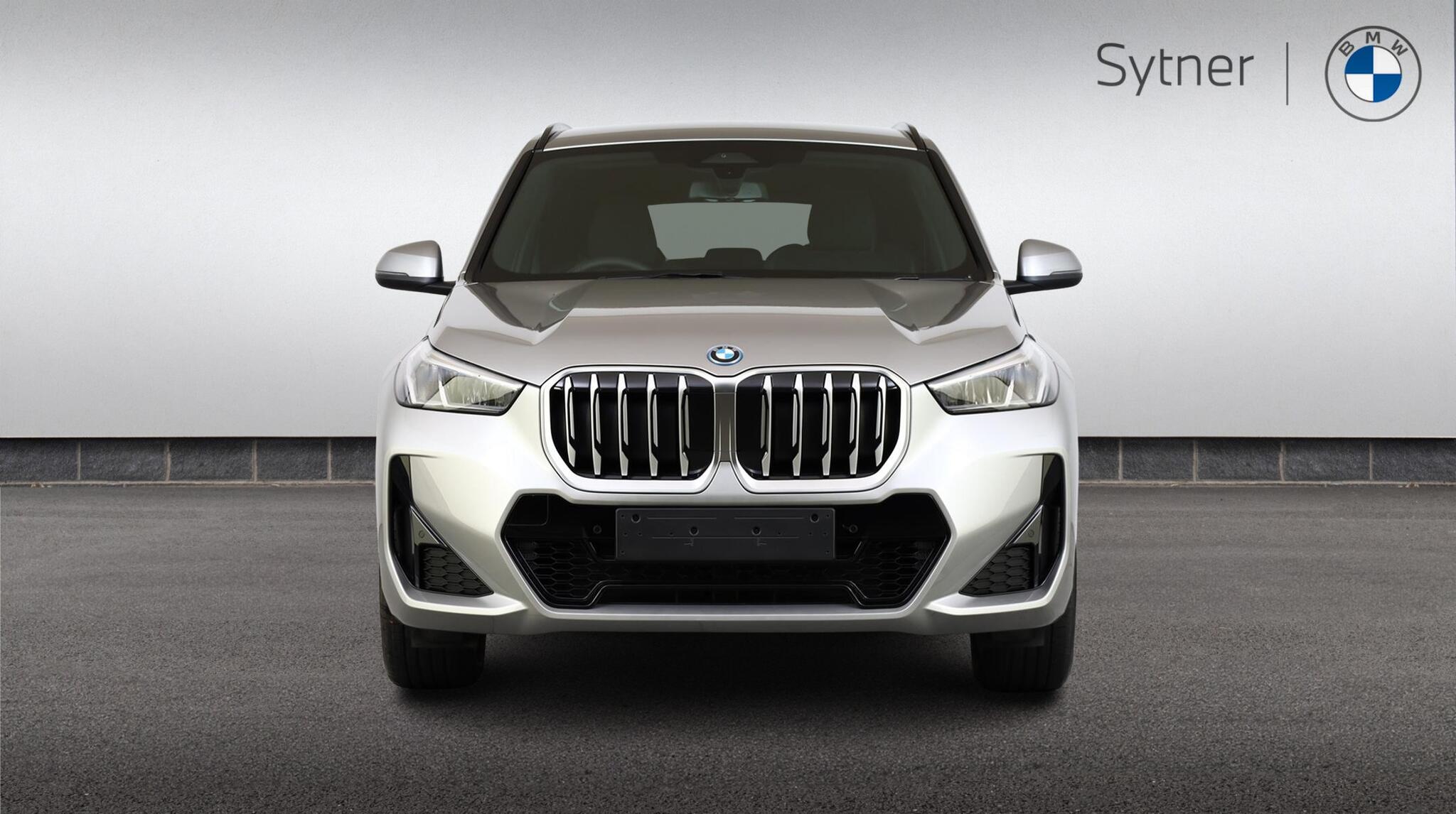 BMW X1 view 16