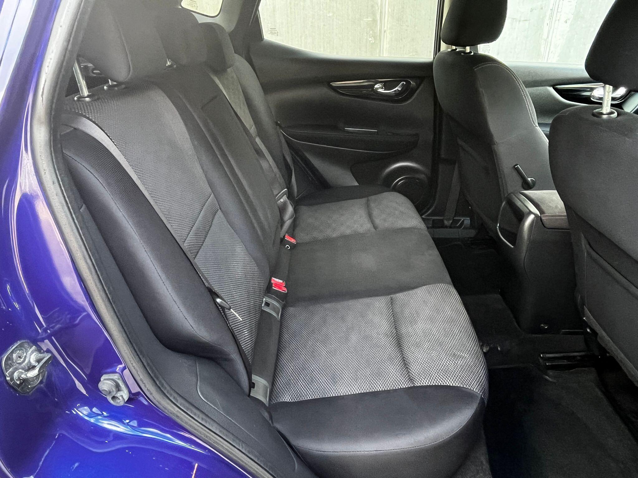 2015 Nissan Qashqai 1.5 dCi Acenta Premium 2WD Euro 5 (s/s) 5dr • 108,000 miles image 17