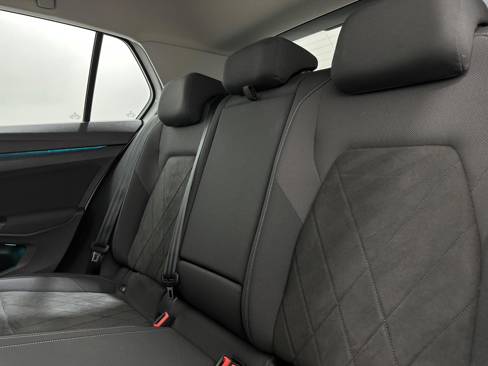Volkswagen Golf view 38
