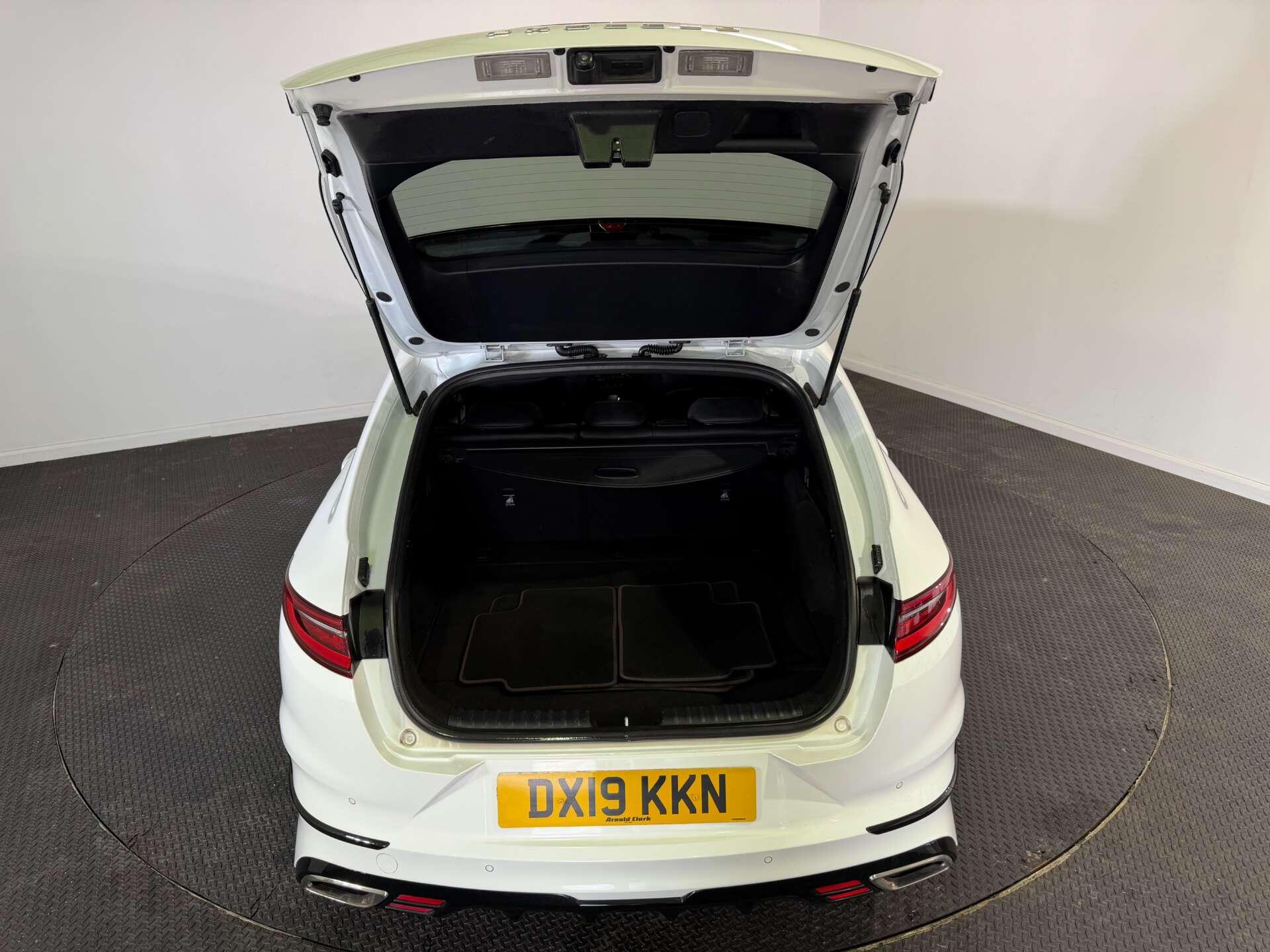 Kia Proceed view 11