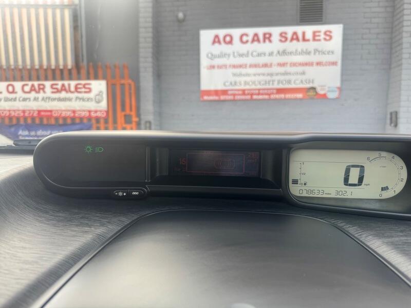 Citroen C3 Picasso view 19