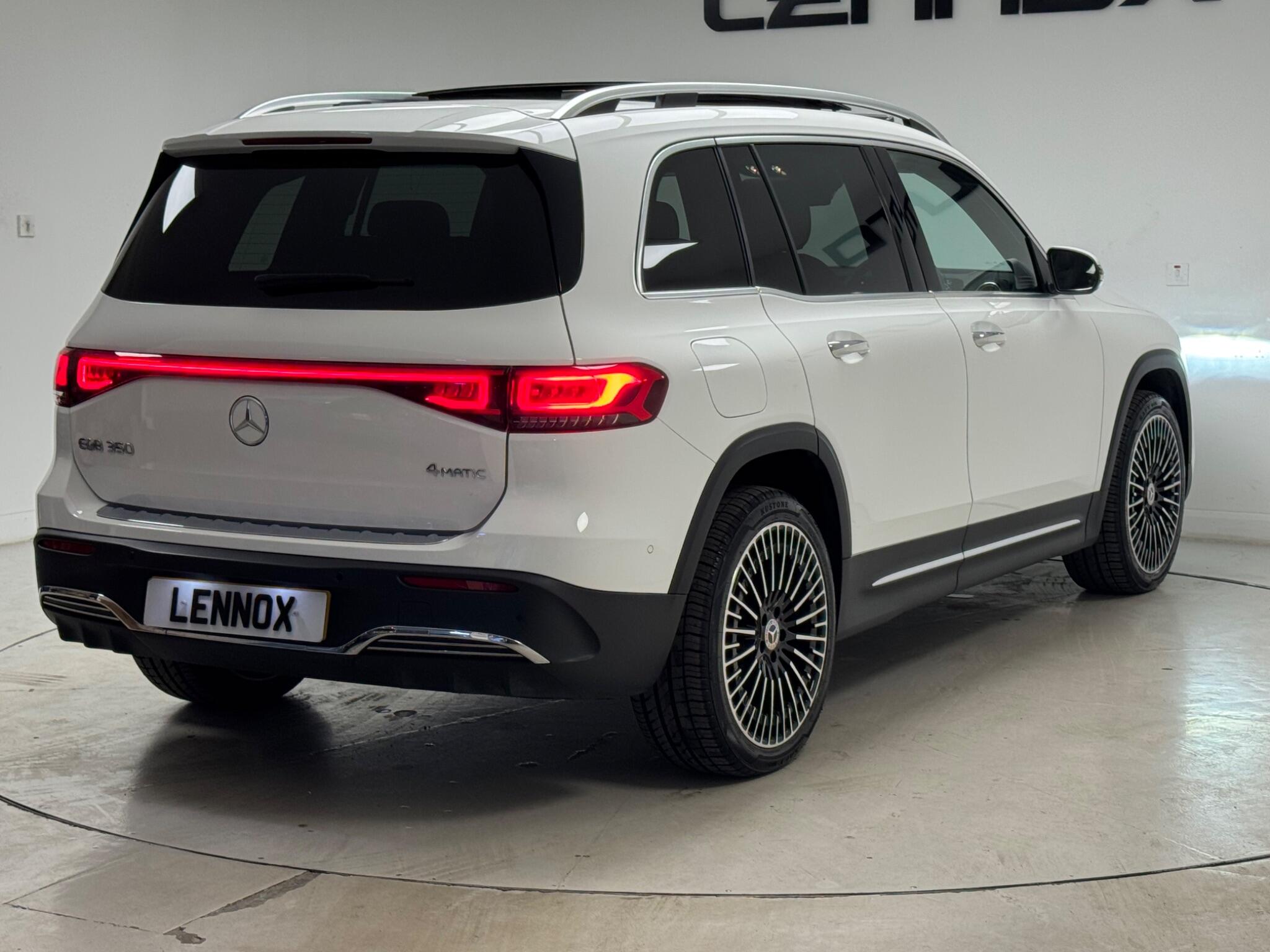 Mercedes-Benz Eqb view 6