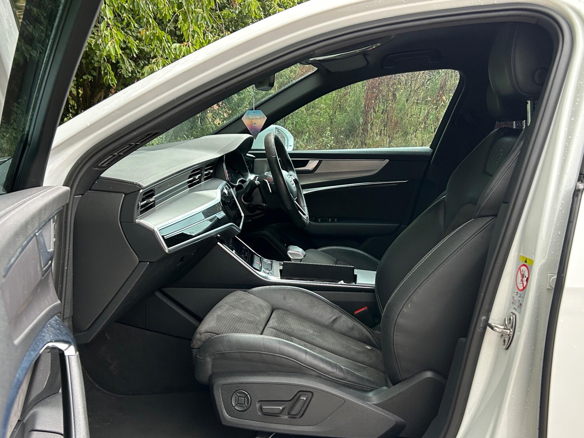 Audi A6 view 58