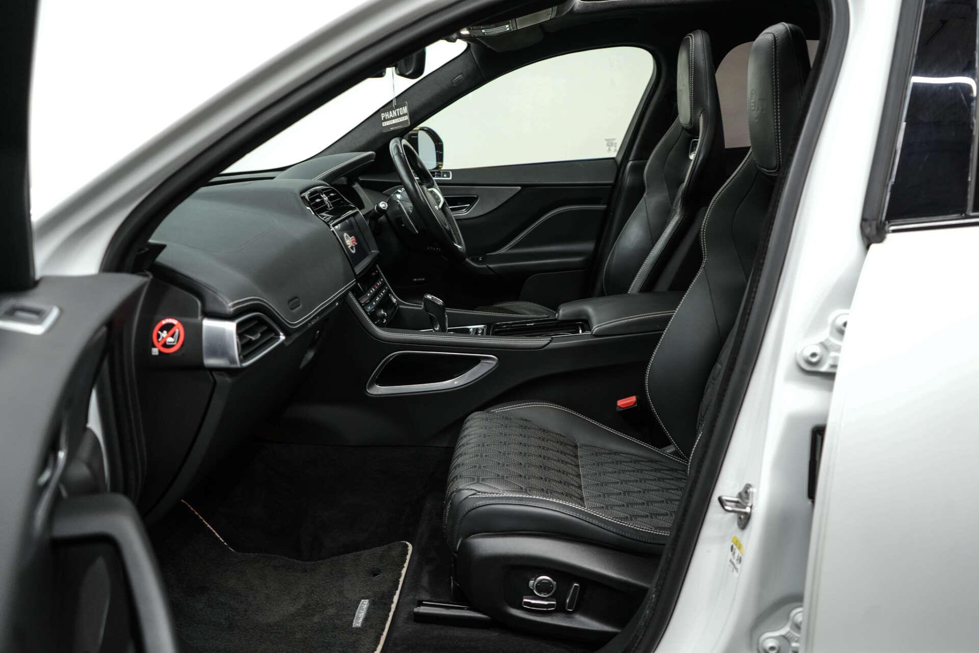 Jaguar F-Pace view 17