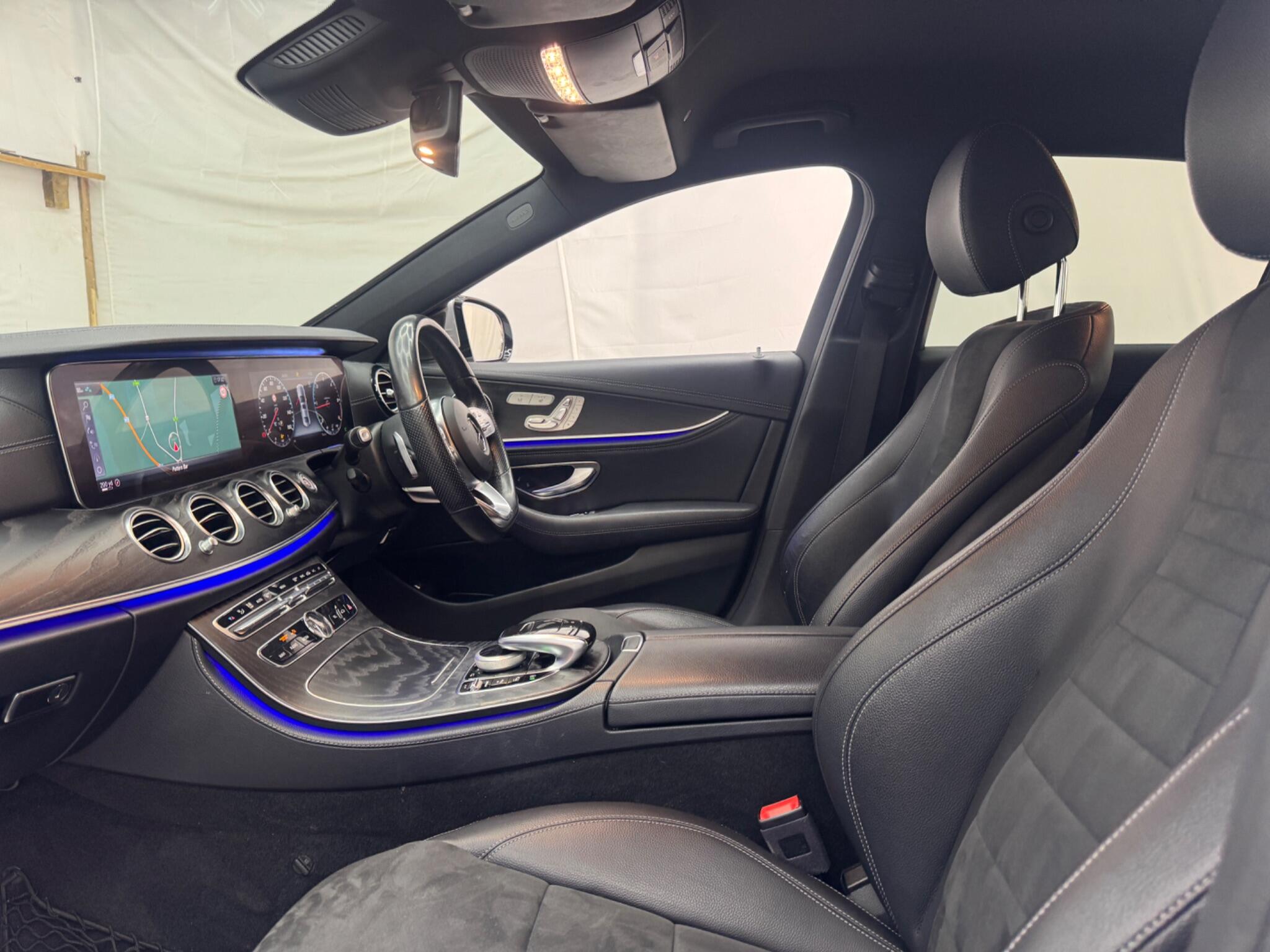 Mercedes-Benz E Class view 51