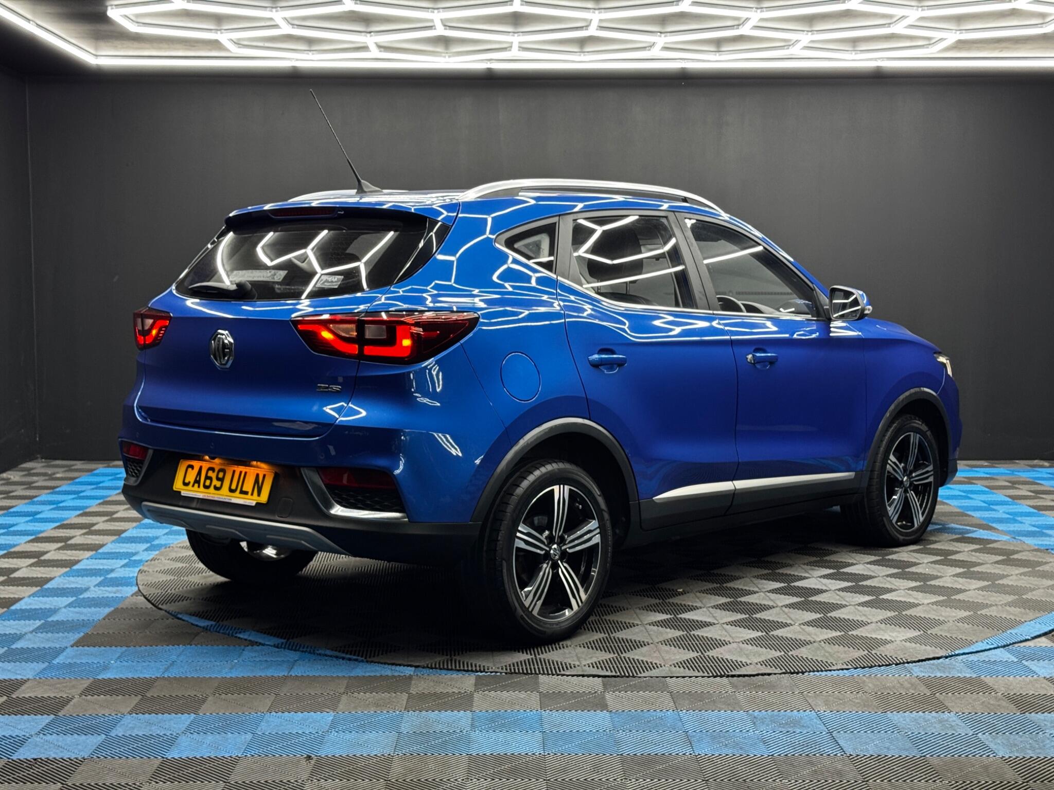 MG ZS view 5