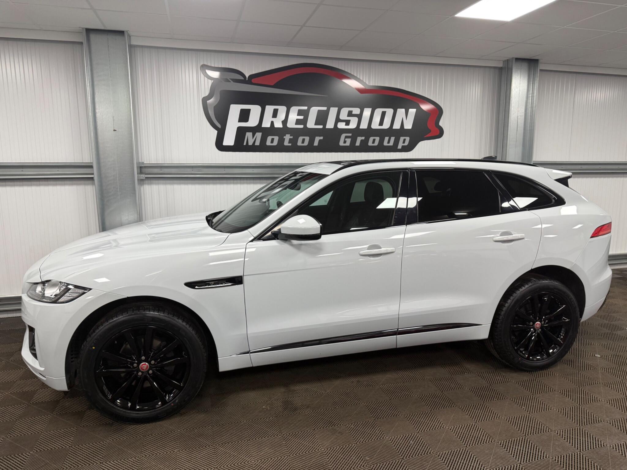 Jaguar F-Pace view 14