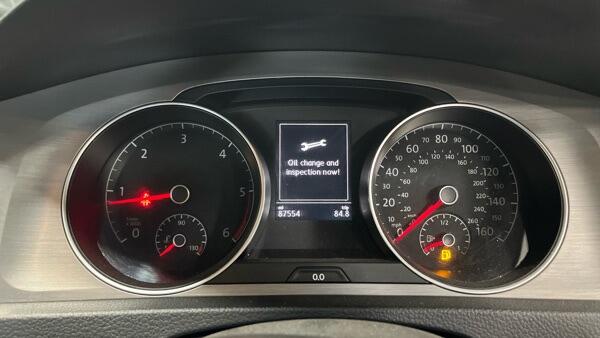 Volkswagen Golf view 10