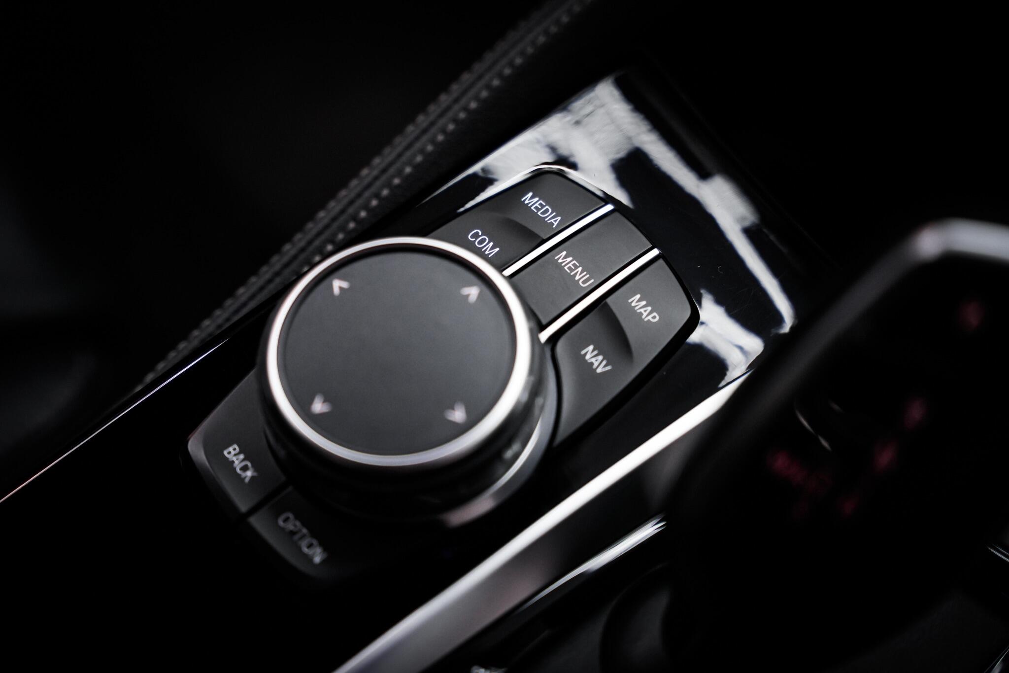 BMW 5 Series view 41