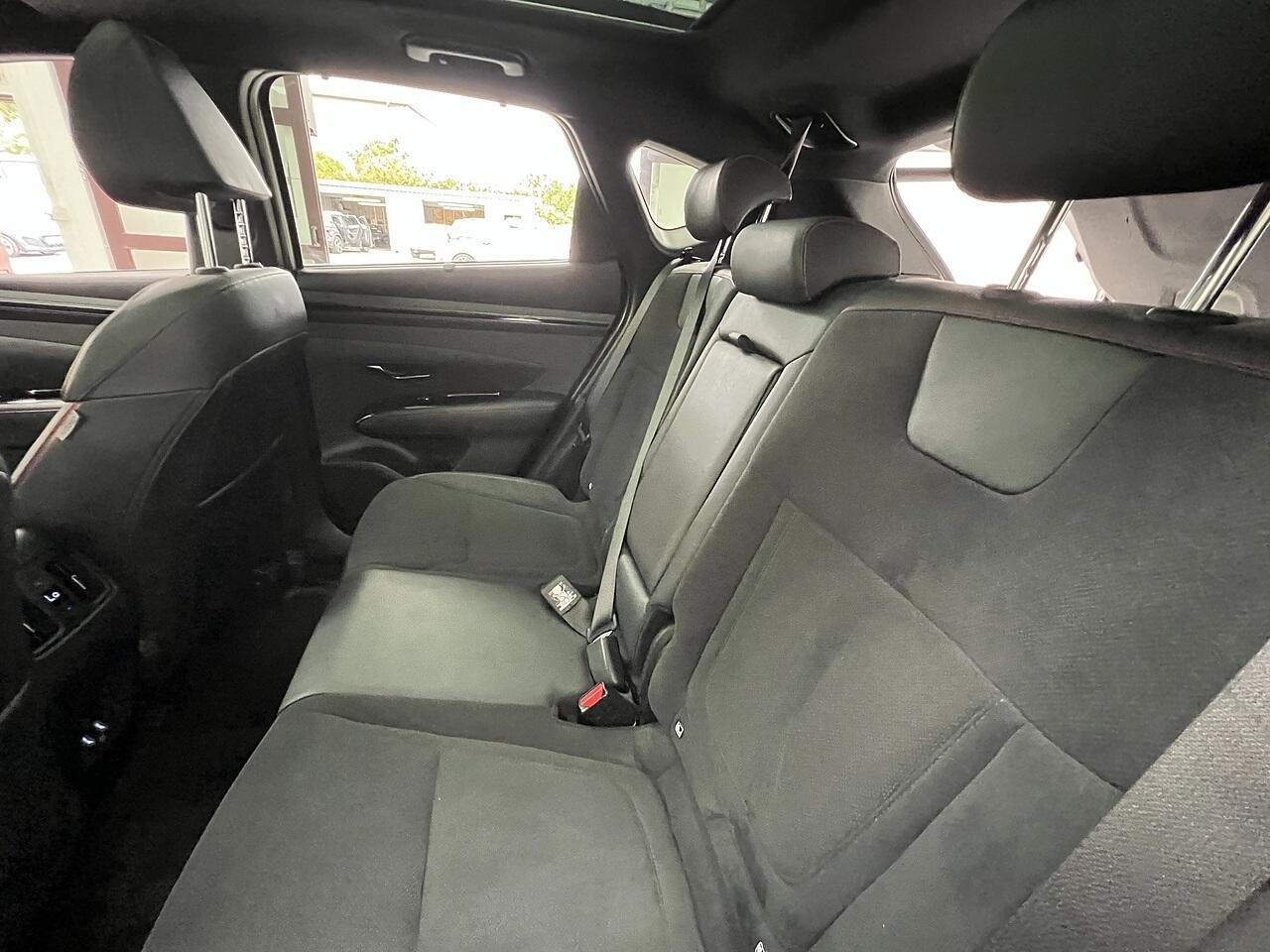 Hyundai Tucson view 18