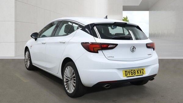 Vauxhall Astra view 6