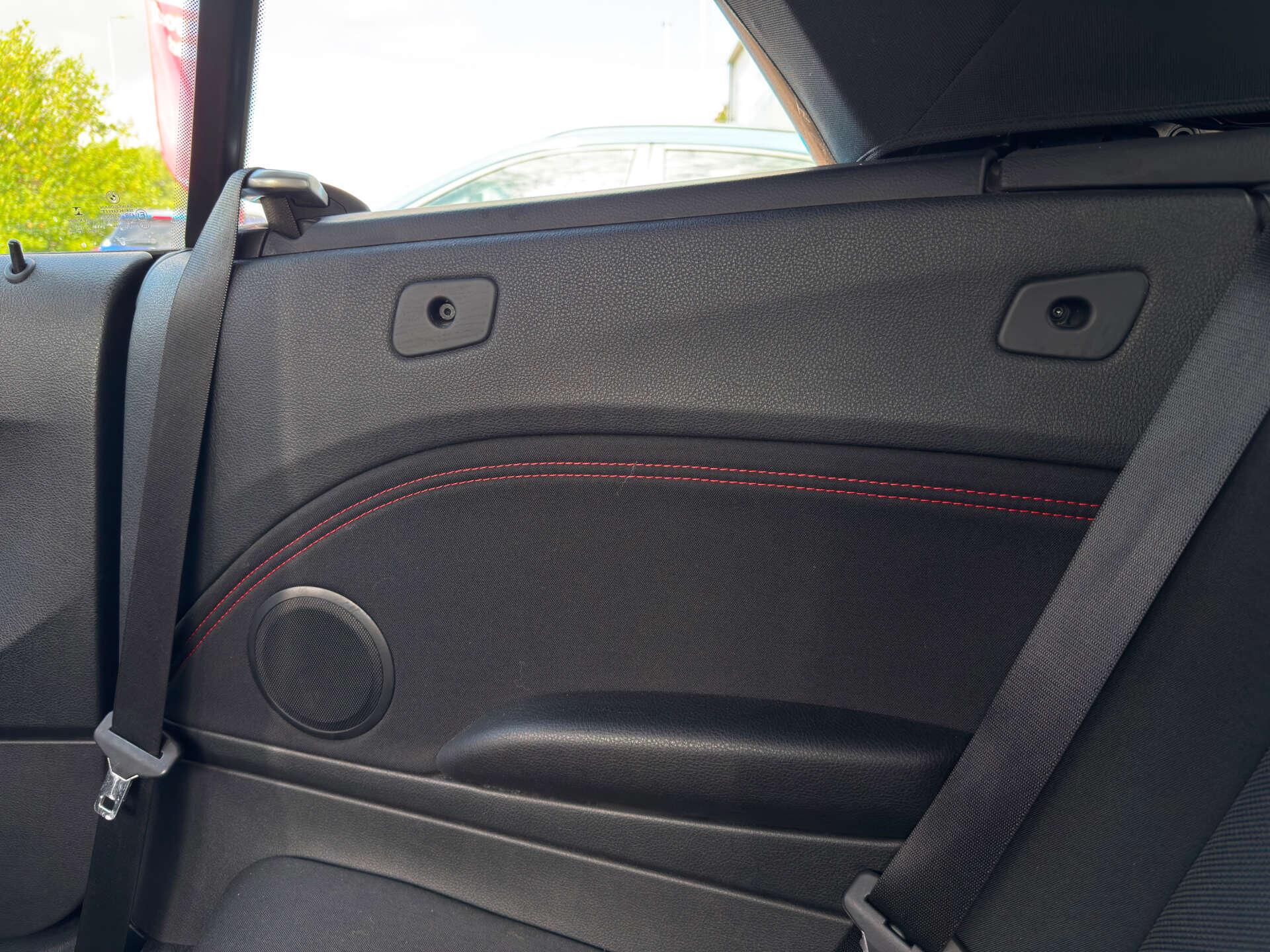BMW 2 Series view 38