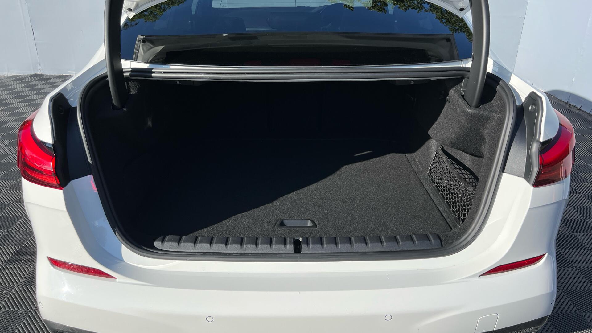 BMW 2 Series view 13