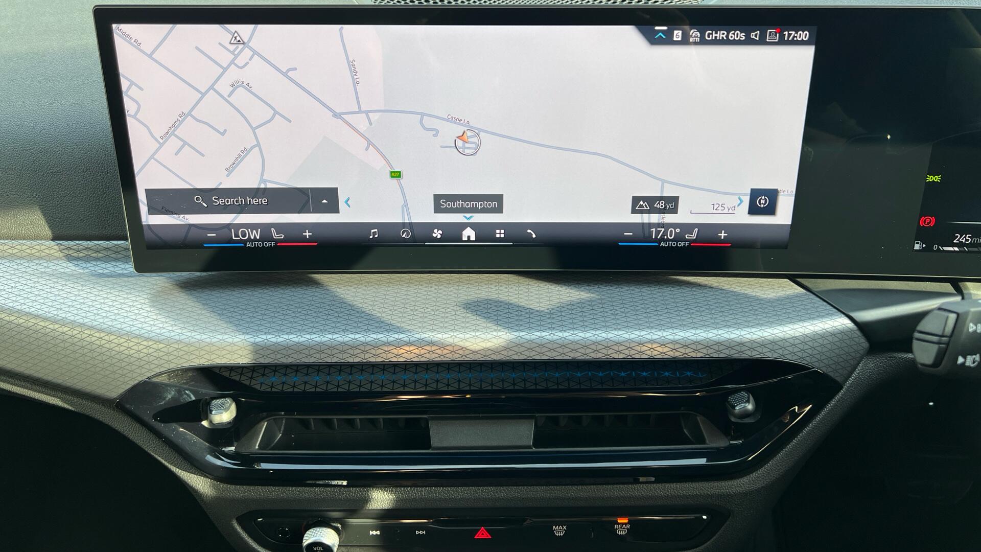 BMW 3 Series view 9