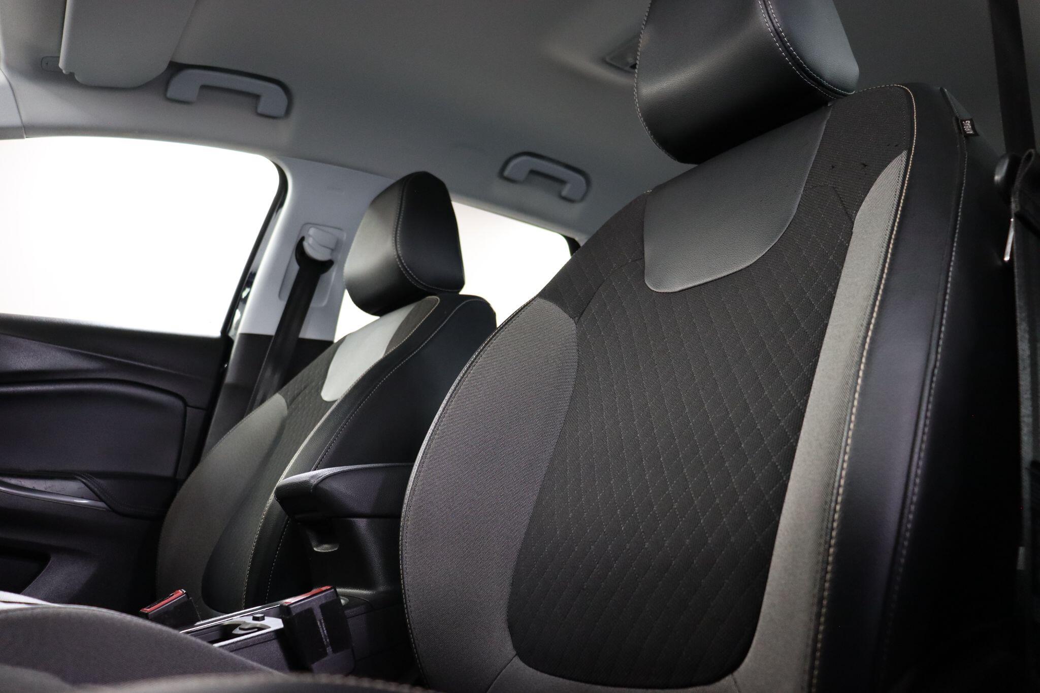 Vauxhall Grandland X view 35