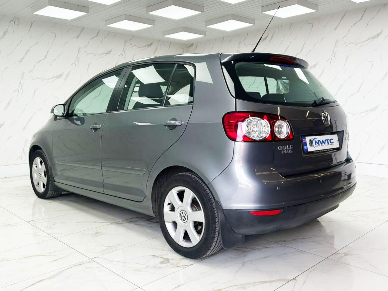Volkswagen Golf Plus view 8